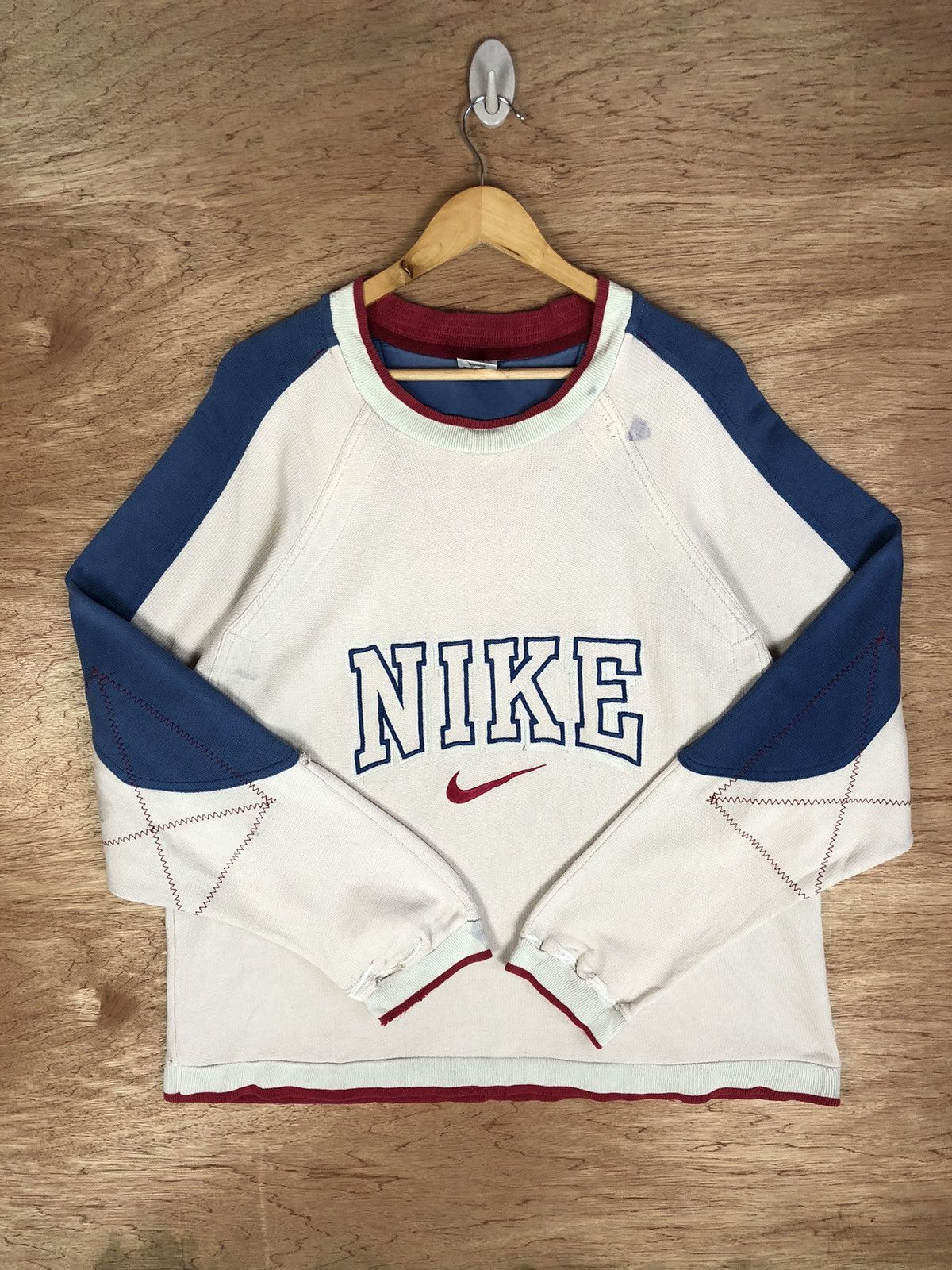 Vintage NIKE Embriodery Spellout Big Logo Swoosh