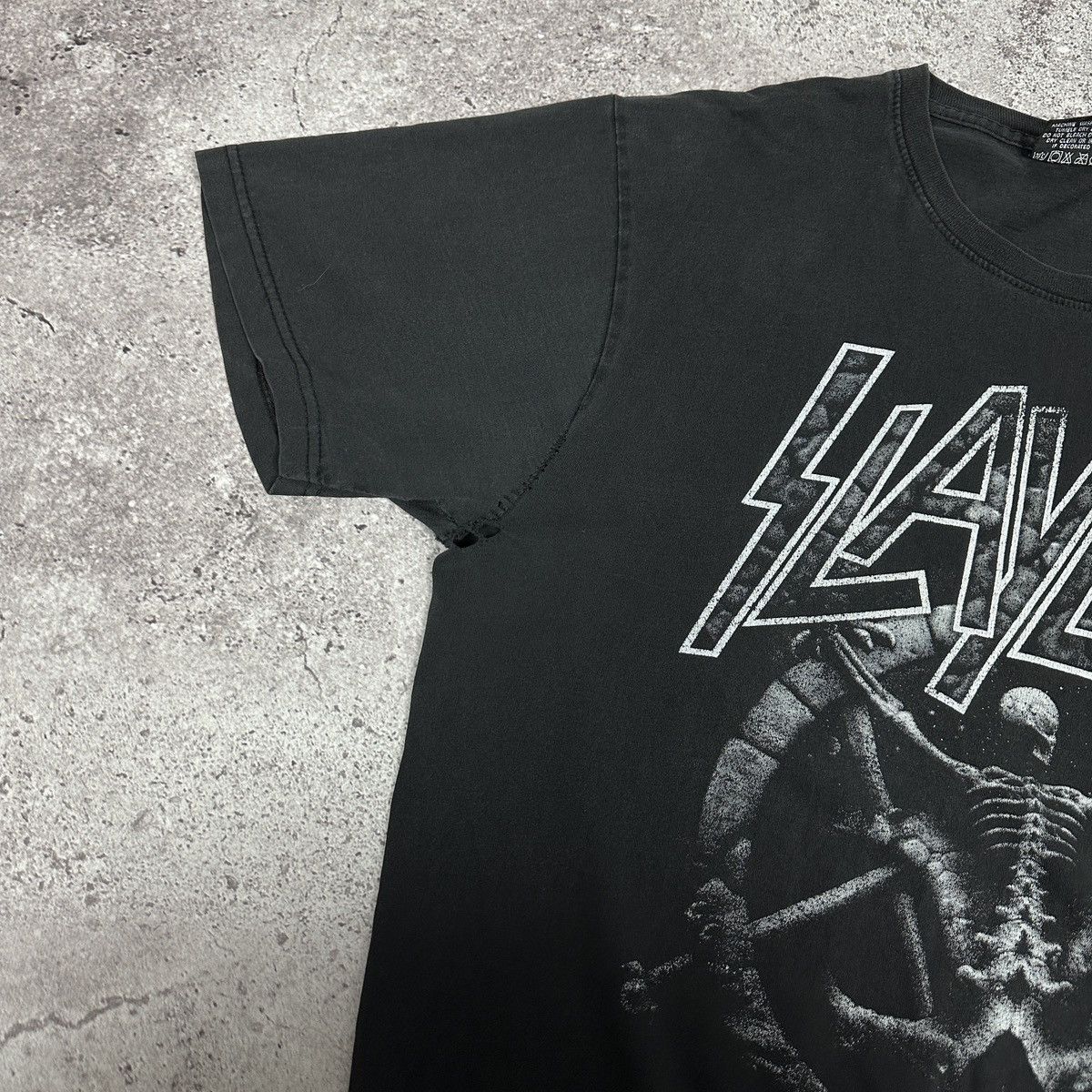 Band Tees Vintage 90s Slayer Divine Intourvention Bootleg Red tee rock Size US L / EU 52-54 / 3 - 8 Thumbnail