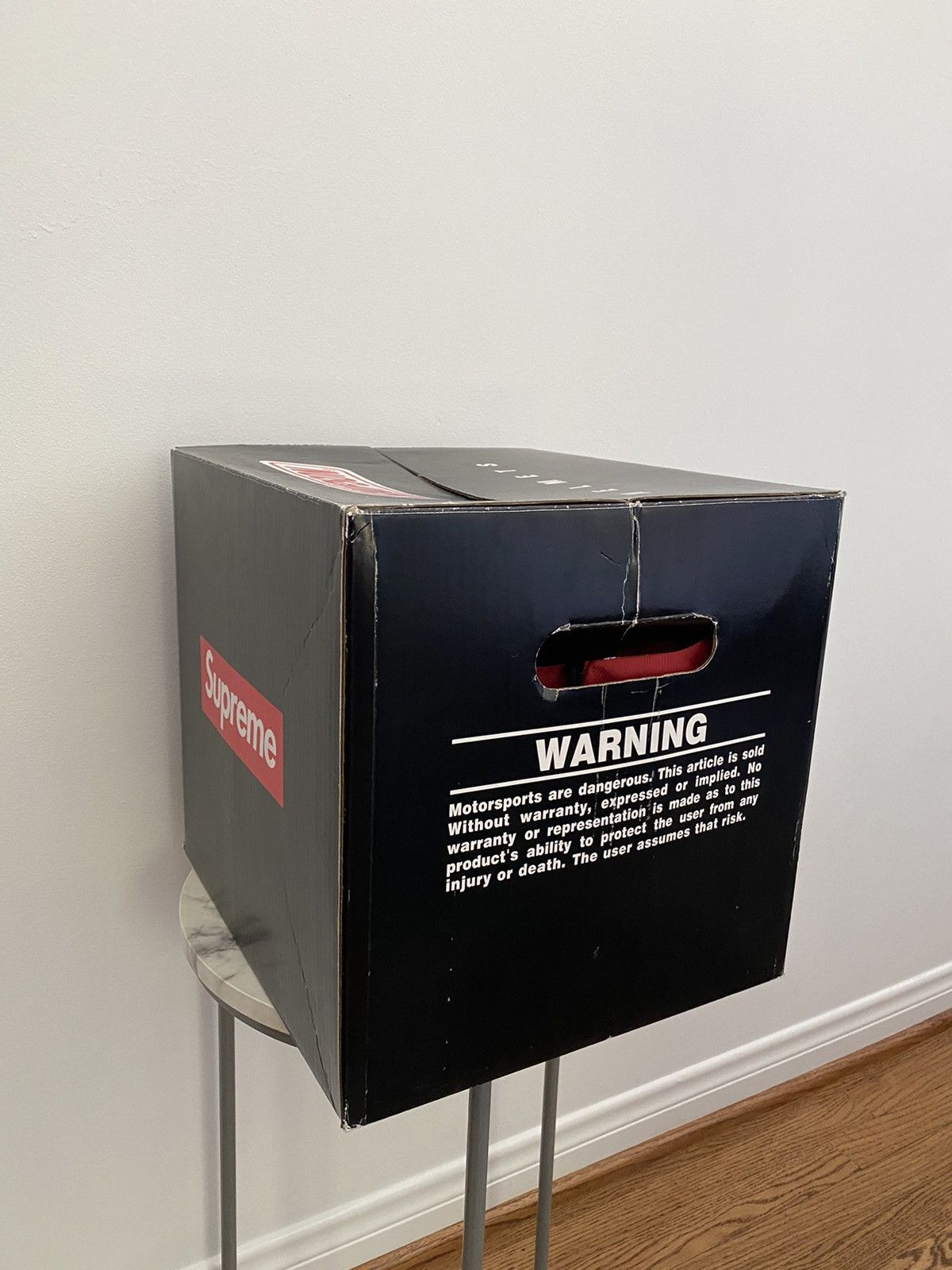 Supreme Supreme Simpson Street Bandit Helmet Red Size ONE SIZE - 14 Thumbnail