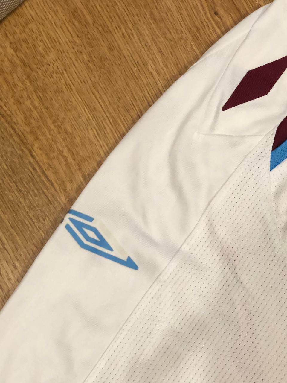 Umbro × Vintage West Ham United Away Football Shirt 2007/2008 long sleeve Size US XXL / EU 58 / 5 - 6 Thumbnail