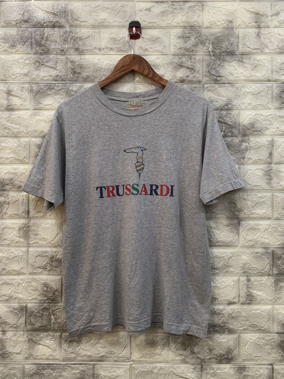Trussardi Vintage Trussardi Multicolour Logo Tee Size US S / EU 44-46 / 1 - 1 Thumbnail