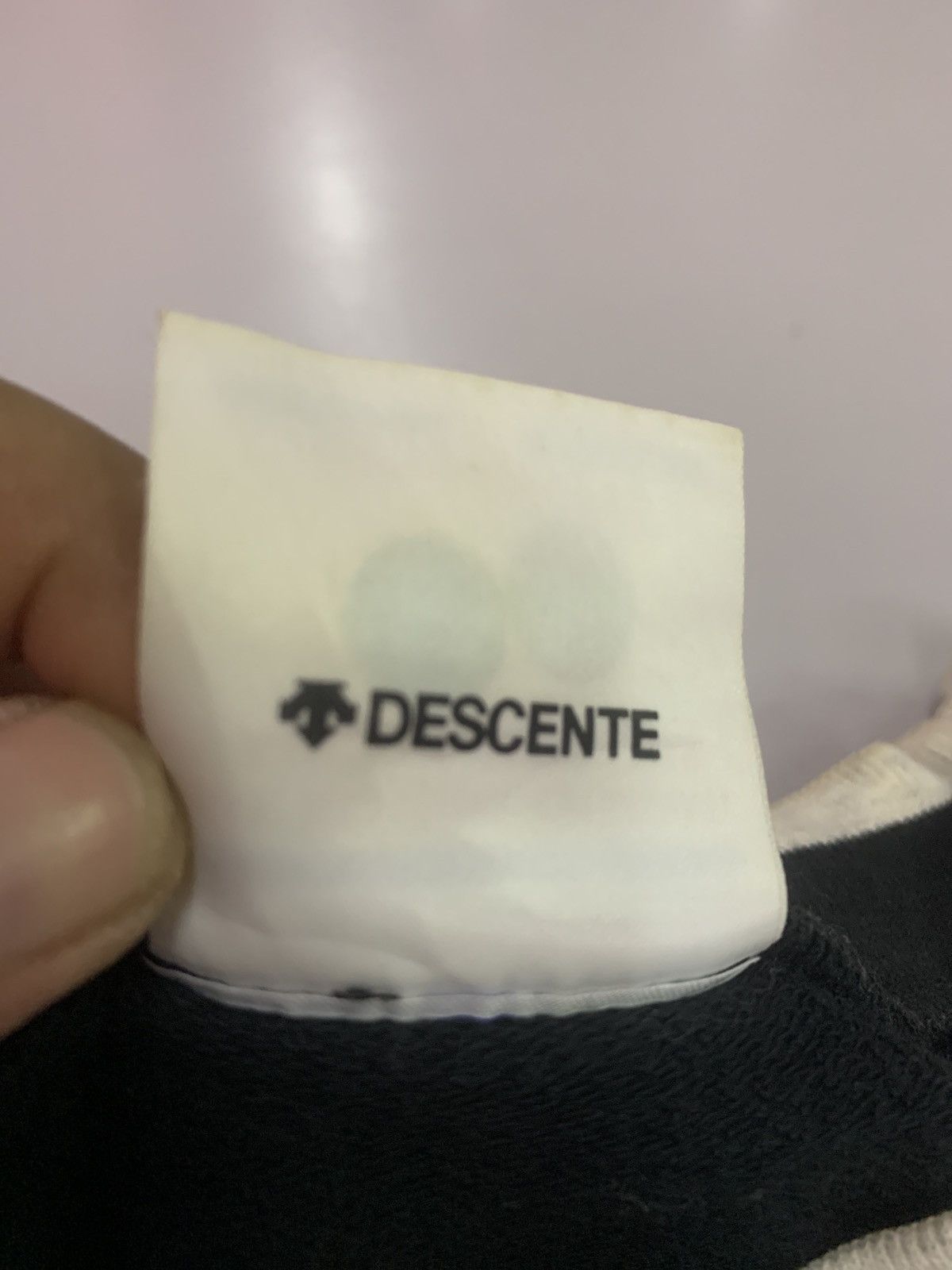 Descente × NCAA × Vintage Vintage NCAA big logo t-shirt Size US L / EU 52-54 / 3 - 11 Thumbnail