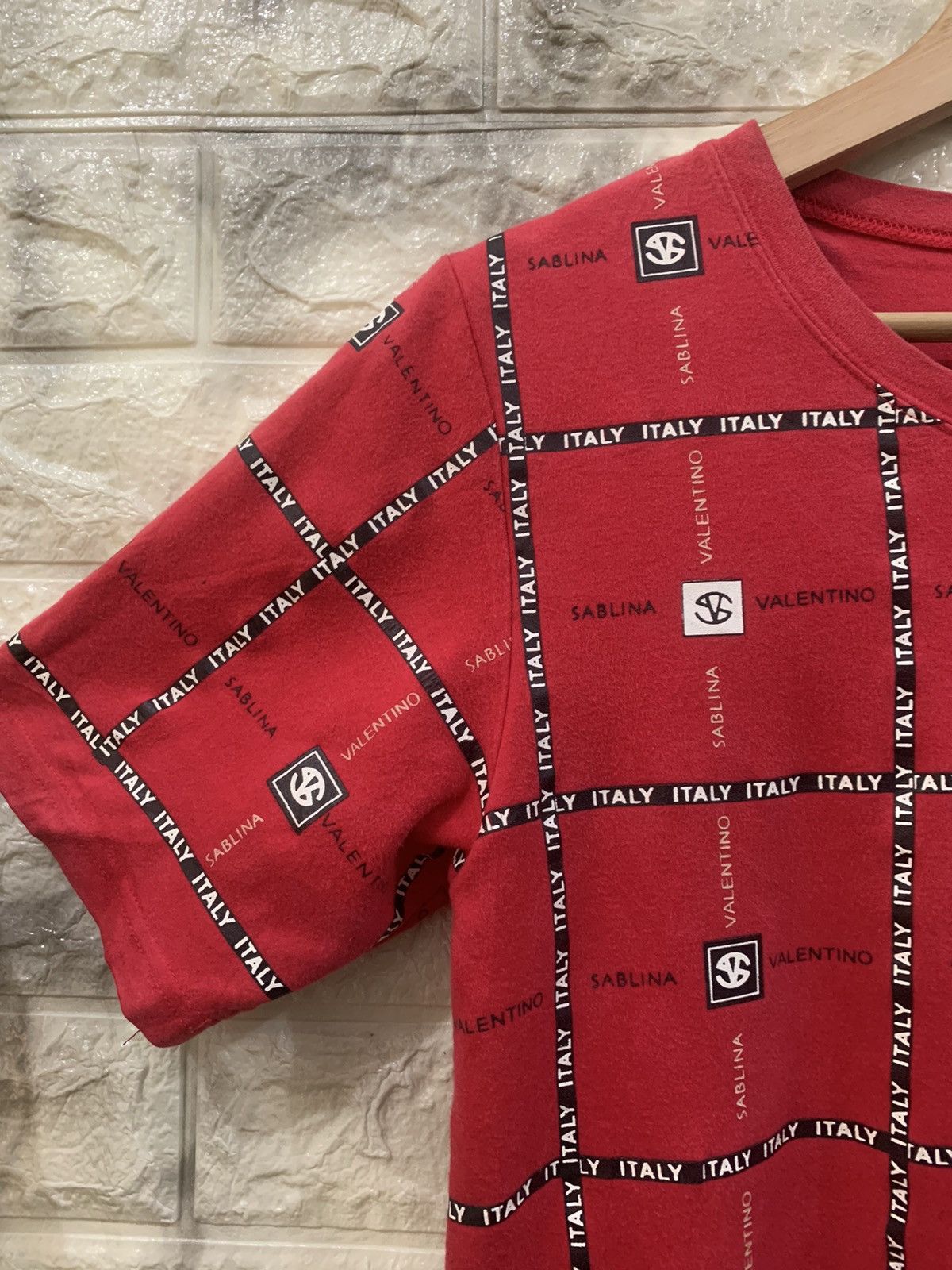 Vintage Vintage Sablina Valentino full logo tees Size US M / EU 48-50 / 2 - 6 Thumbnail