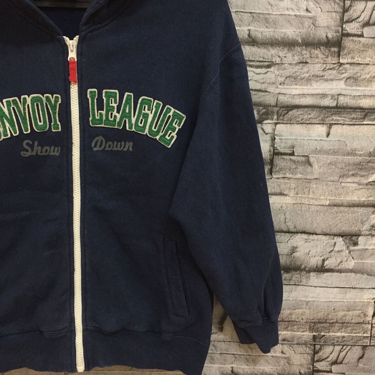 Vintage vintage Convoy hoodie logo embroidered size 140 kid fit S Size US S / EU 44-46 / 1 - 6 Thumbnail
