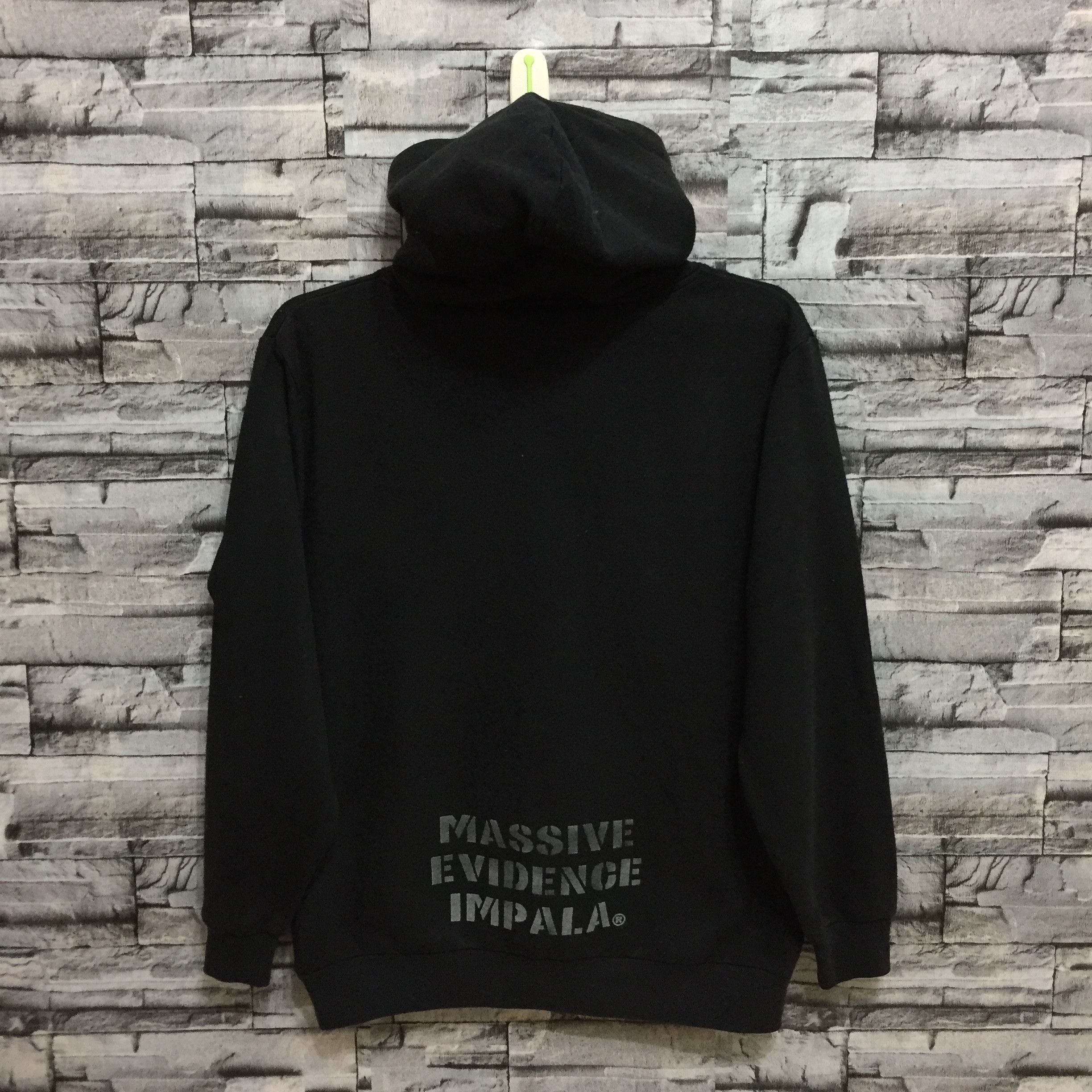 Vintage Impala hoodie spellout Massive Evidence size M Size US M / EU 48-50 / 2 - 7 Thumbnail