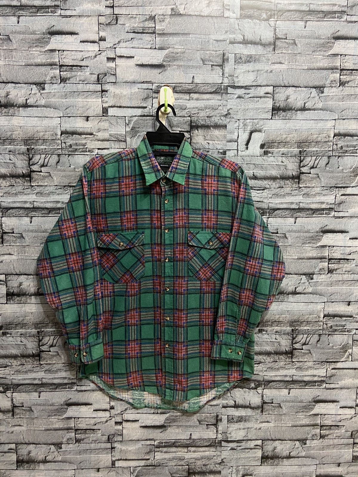 Vintage Flair Heirs Flannel Double Pocket plaid design