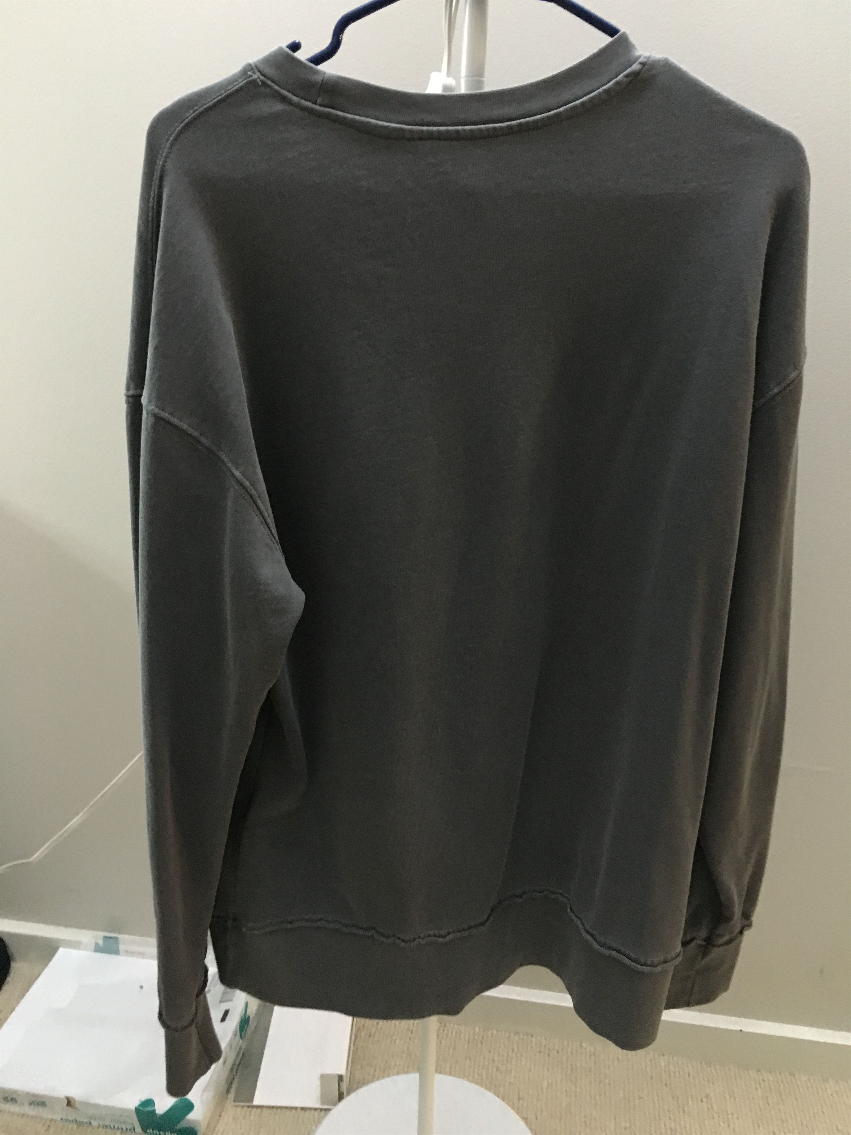 H&m kanye sweatshirt clearance