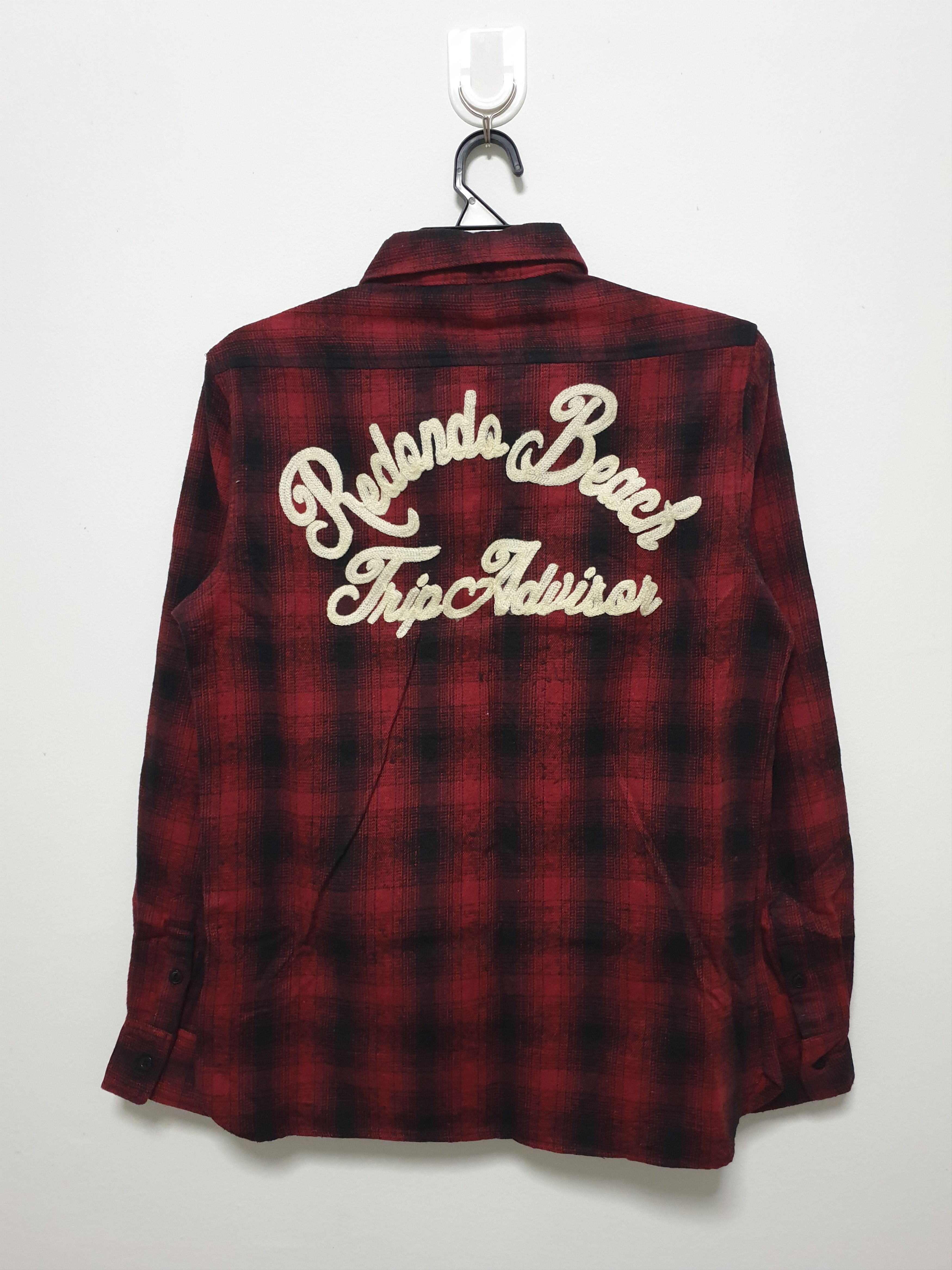 Beams Plus Shelfy checkered tartan red Chambray shirt Size US M / EU 48-50 / 2 - 5 Thumbnail