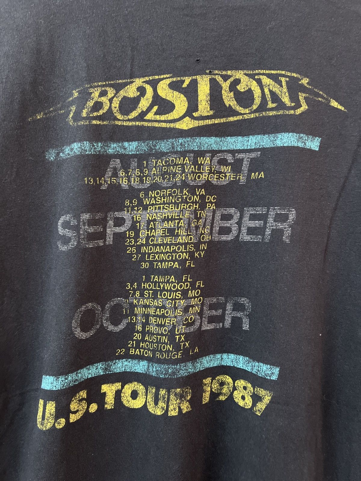 Band Tees BOSTON U.S TOUR TEE VERY RARE Size US L / EU 52-54 / 3 - 7 Thumbnail