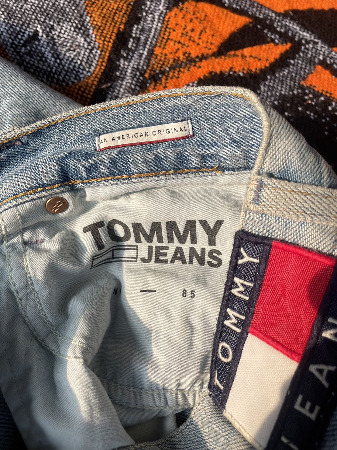 Tommy Hilfiger Tommy Hilfiger Jeans Short Pants Size 28" / US 6 / IT 42 - 6 Thumbnail