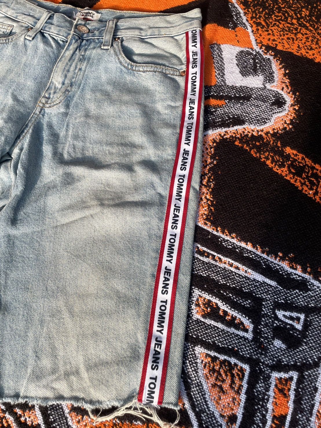 Tommy Hilfiger Tommy Hilfiger Jeans Short Pants Size 28" / US 6 / IT 42 - 2 Thumbnail