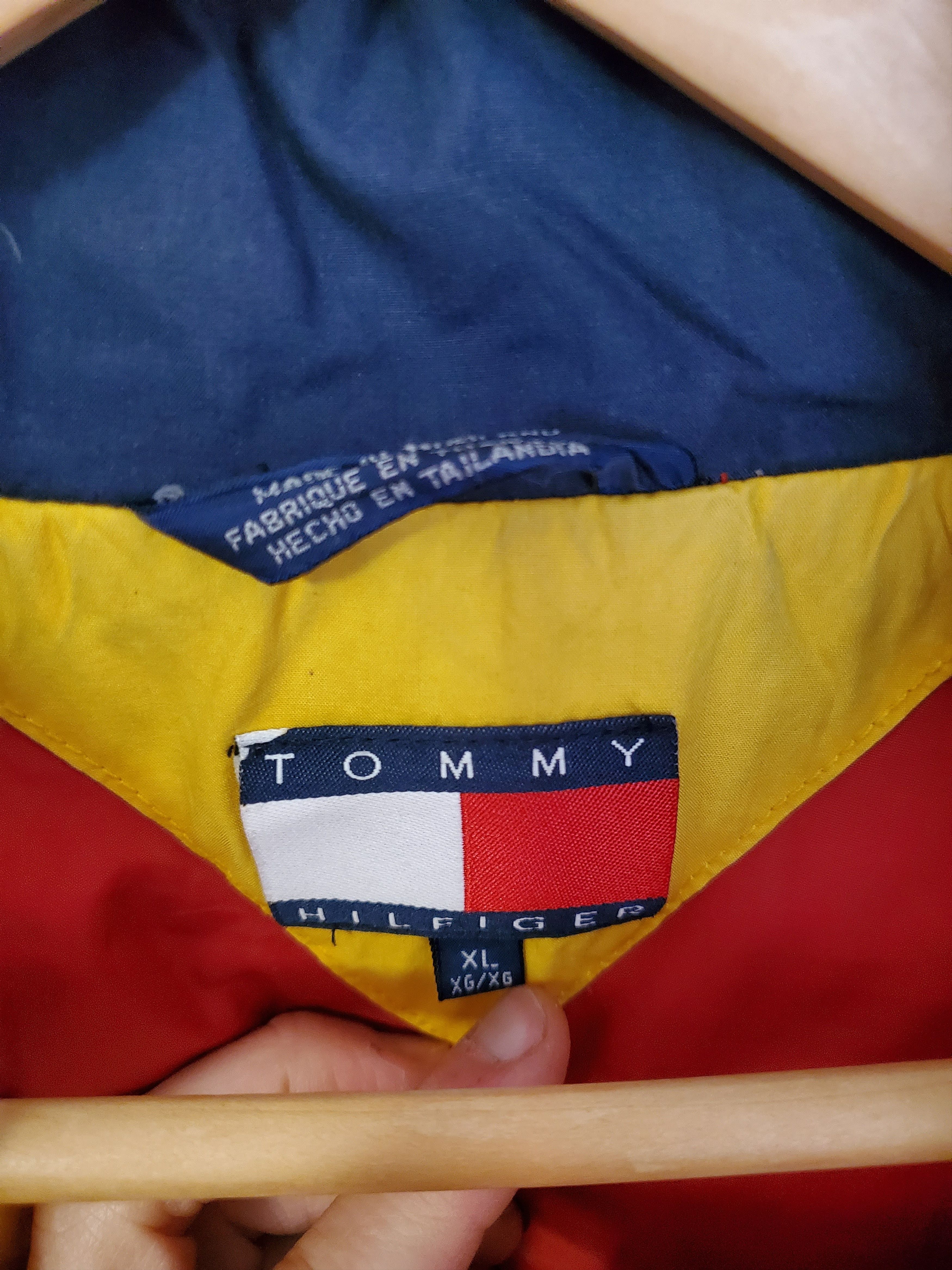 Tommy Hilfiger Vintage Hilfiger Puffer Jacket Size US XL / EU 56 / 4 - 2 Thumbnail