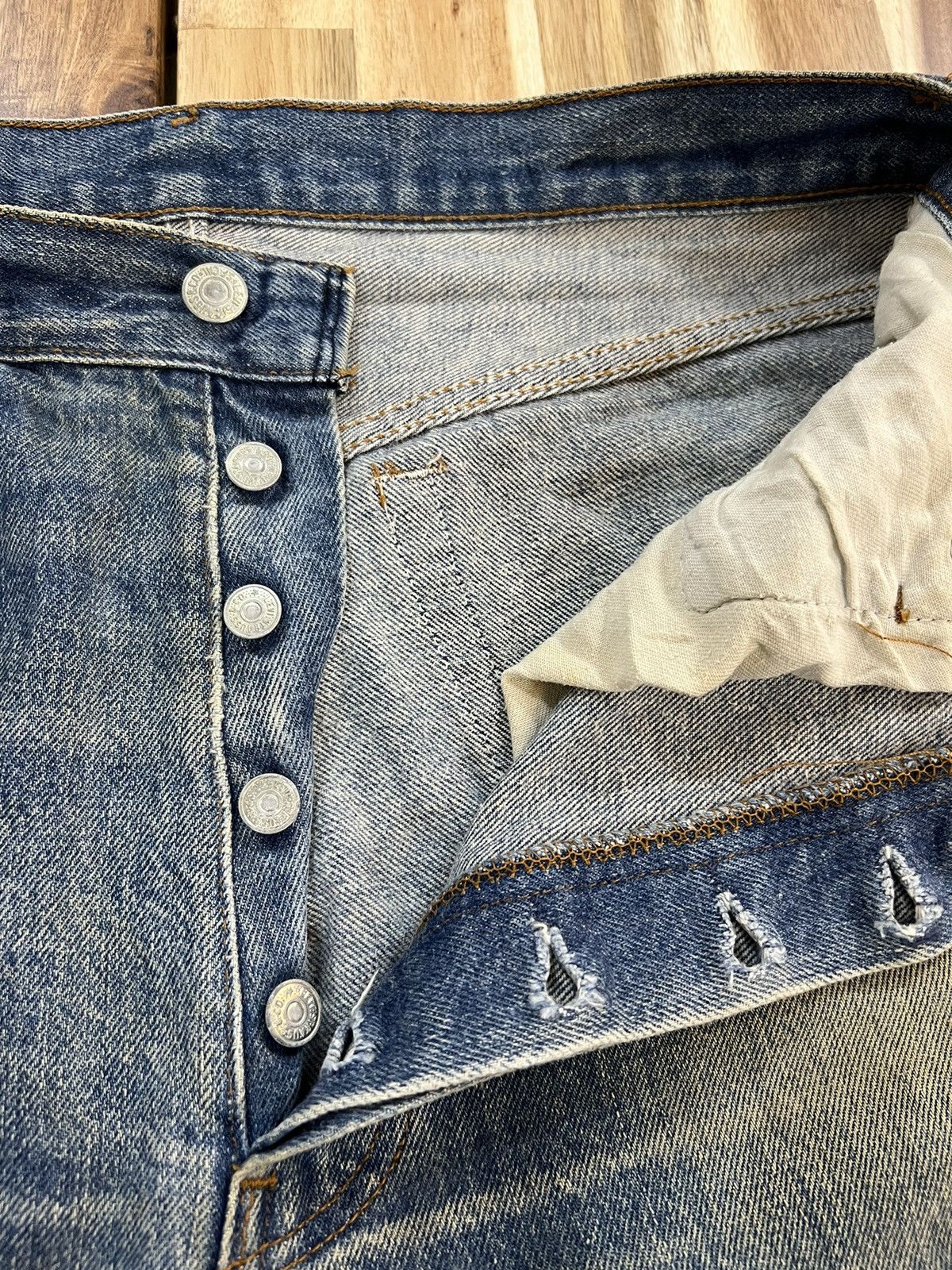 Levi's Vintage 80’s Levis 501 Small e Denim Jeans Size US 33 - 7 Thumbnail