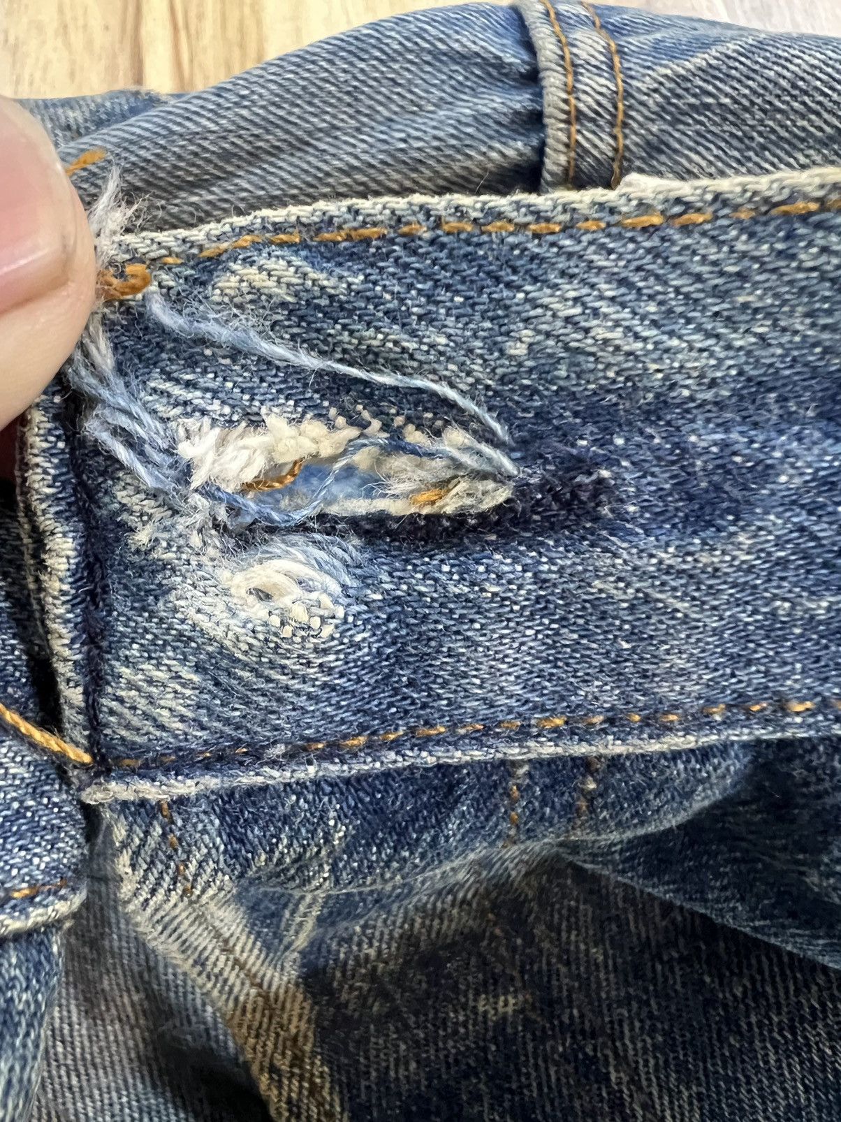 Levi's Vintage 80’s Levis 501 Small e Denim Jeans Size US 33 - 12 Thumbnail