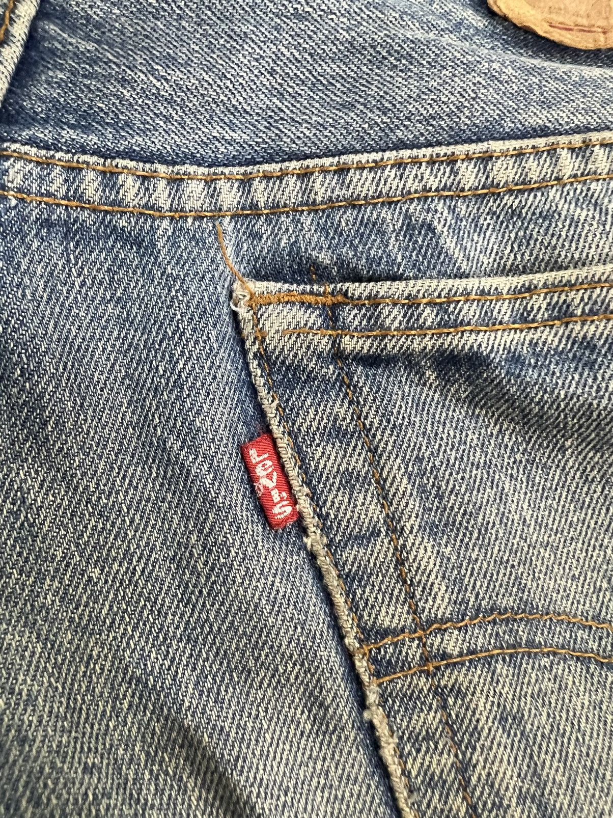Levi's Vintage 80’s Levis 501 Small e Denim Jeans Size US 33 - 8 Thumbnail