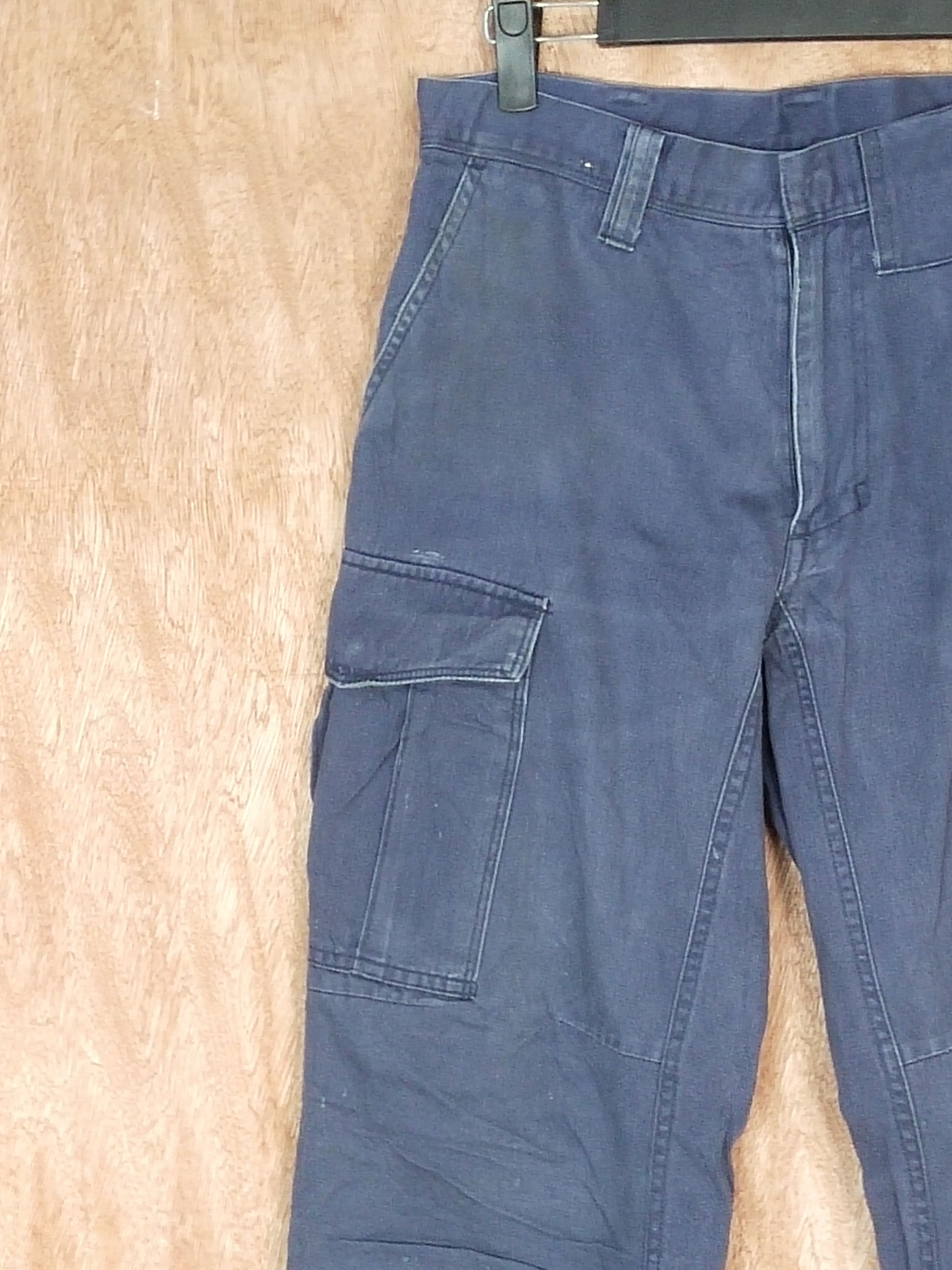 Japanese Brand Japan Dark blue multipocket distressed cargo pants #S124 Size US 31 - 7 Thumbnail