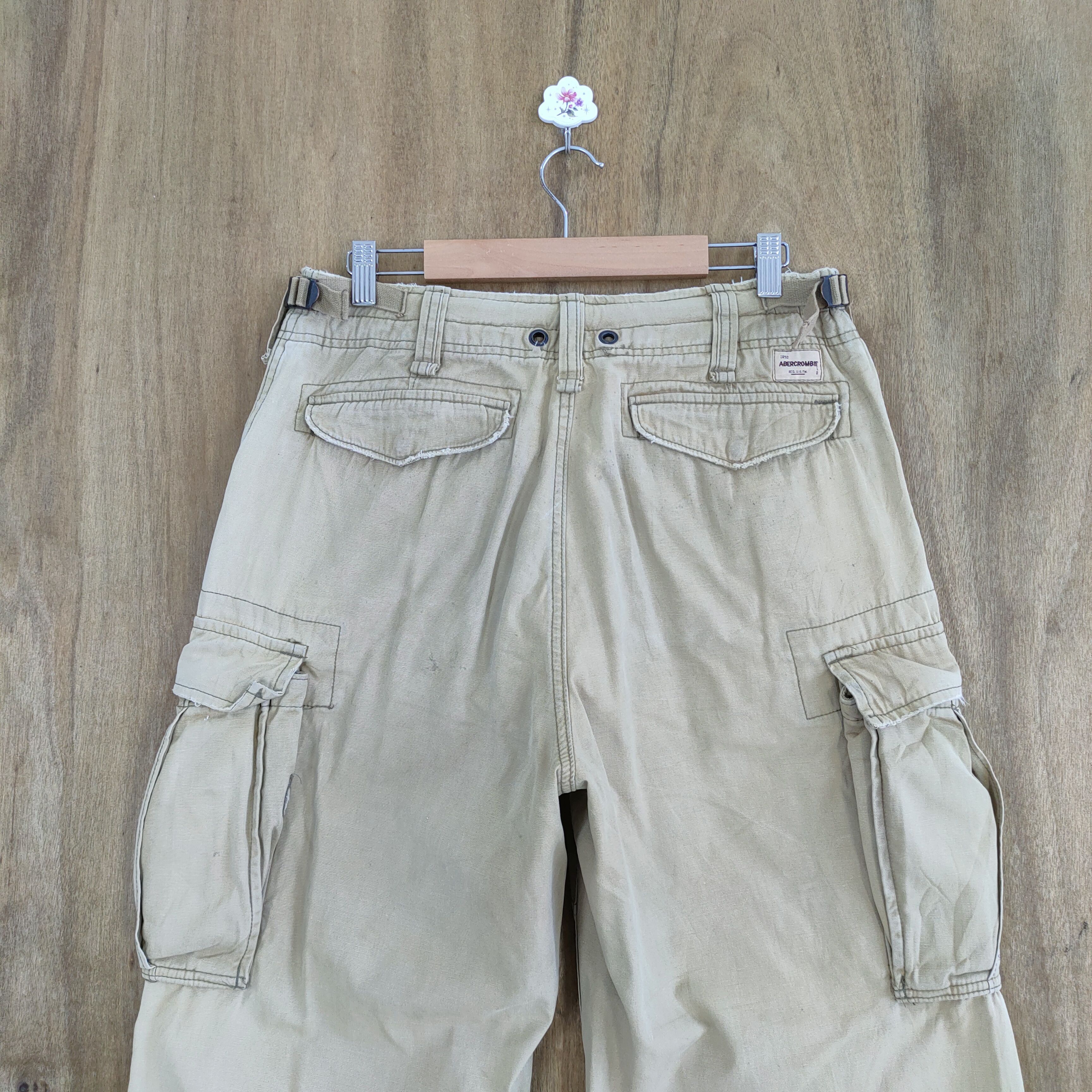 Abercrombie & Fitch ABERCROMBIE VINTAGE FADED BAGGY CARGO PANTS Size US 30 / EU 46 - 10 Thumbnail