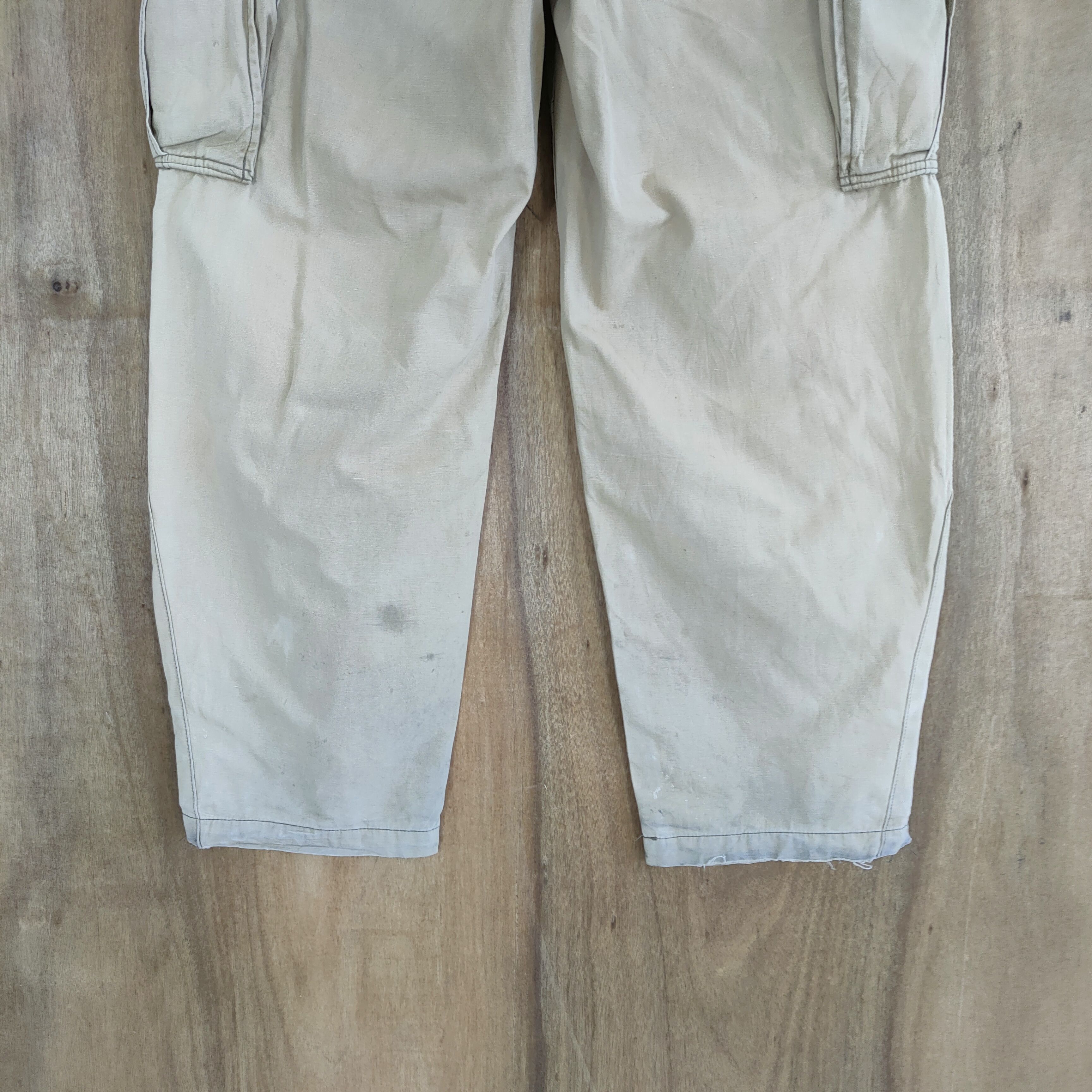 Abercrombie & Fitch ABERCROMBIE VINTAGE FADED BAGGY CARGO PANTS Size US 30 / EU 46 - 11 Thumbnail