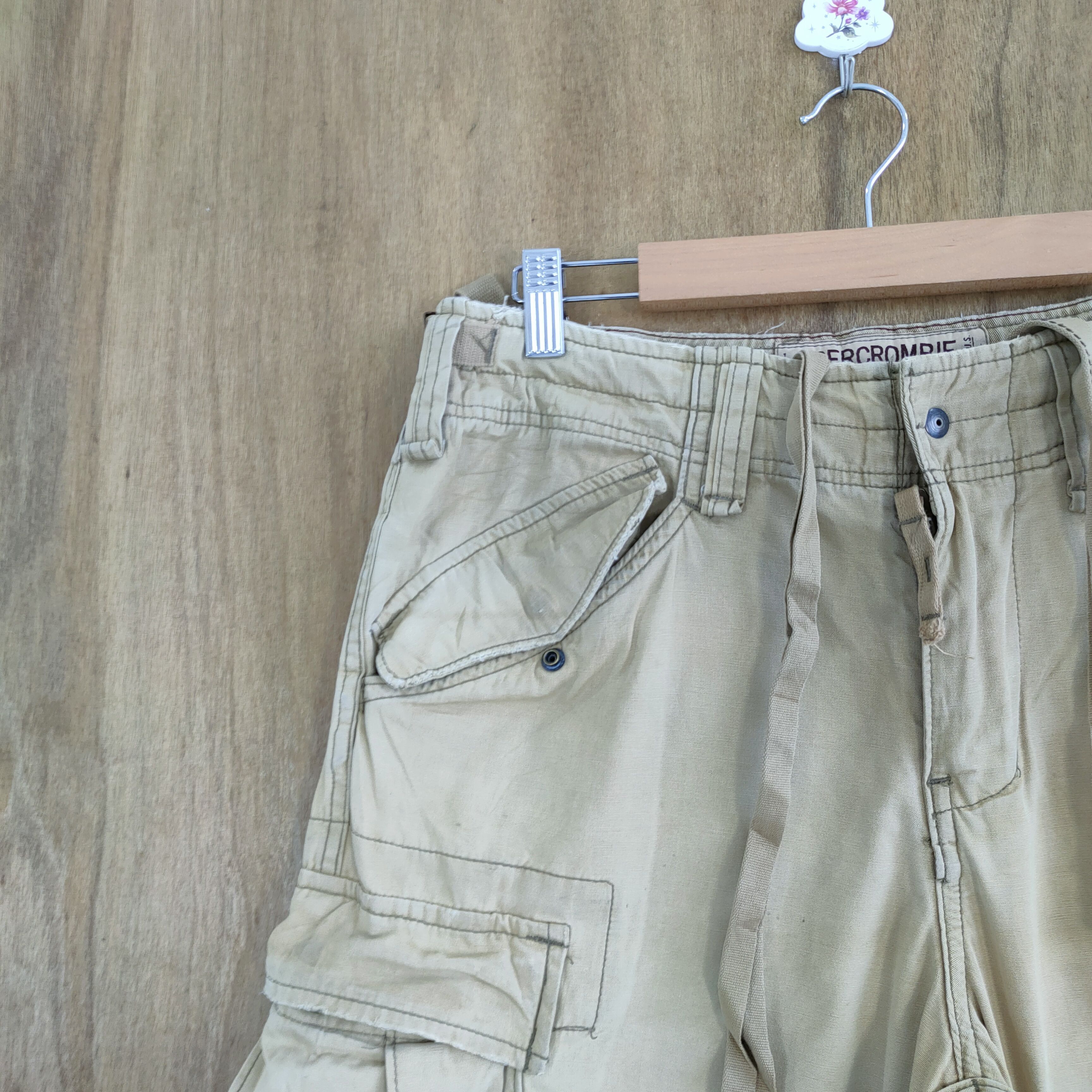 Abercrombie & Fitch ABERCROMBIE VINTAGE FADED BAGGY CARGO PANTS Size US 30 / EU 46 - 4 Thumbnail