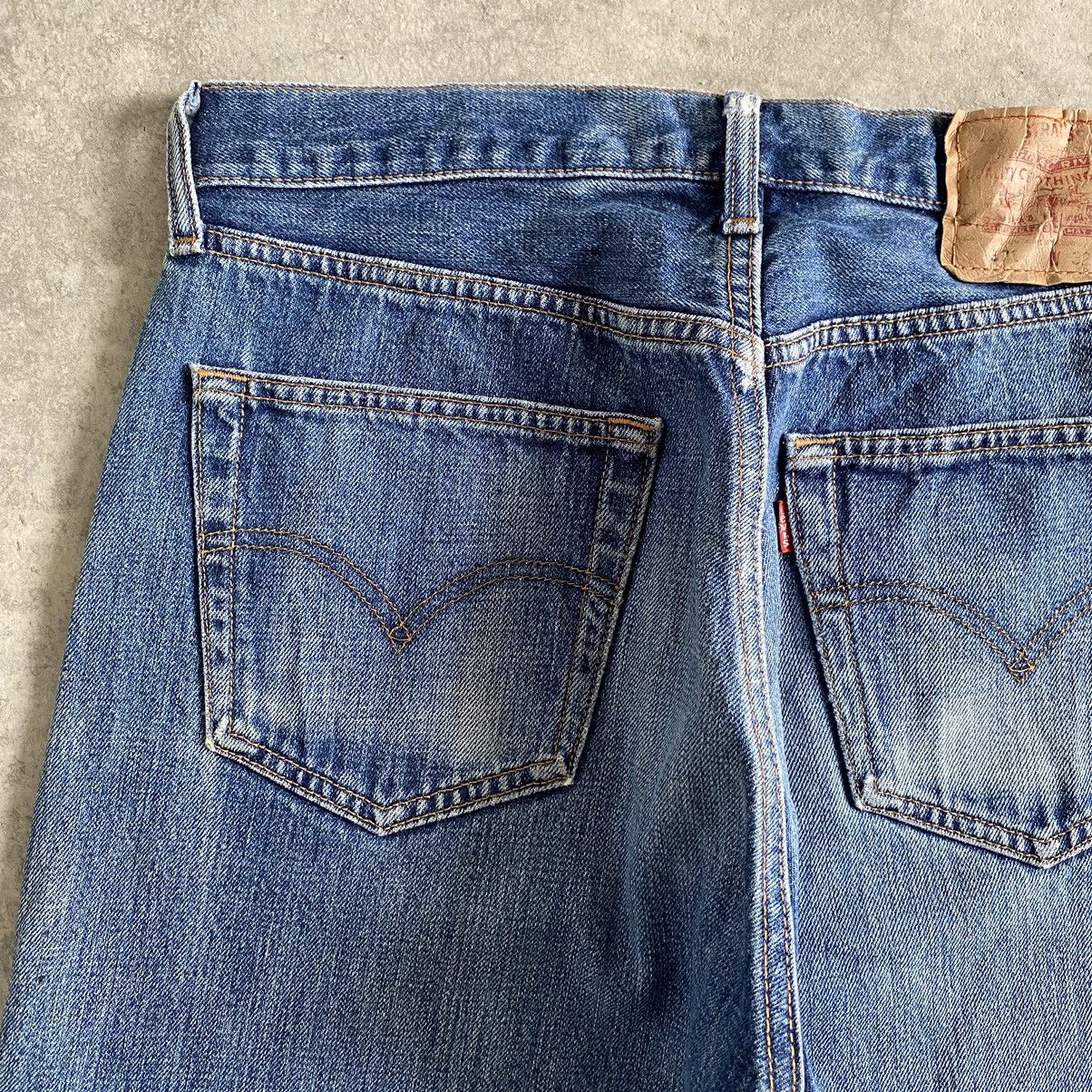 Levi's Size 31x30.5 Vintage Levi's 501 Faded Blue Ripped Jeans Size US 31 - 20 Thumbnail