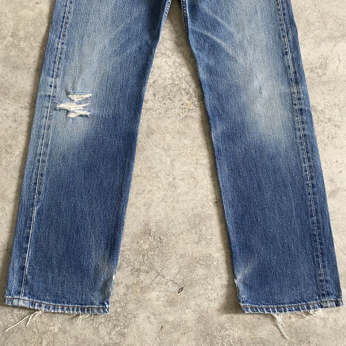 Levi's Size 31x30.5 Vintage Levi's 501 Faded Blue Ripped Jeans Size US 31 - 6 Thumbnail