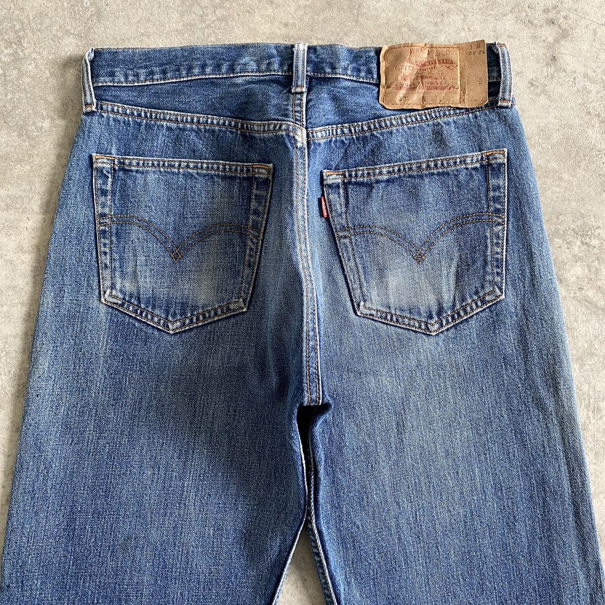 Levi's Size 31x30.5 Vintage Levi's 501 Faded Blue Ripped Jeans Size US 31 - 18 Thumbnail