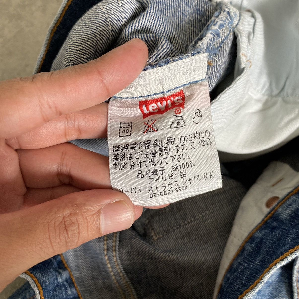 Levi's Size 31x30.5 Vintage Levi's 501 Faded Blue Ripped Jeans Size US 31 - 24 Thumbnail
