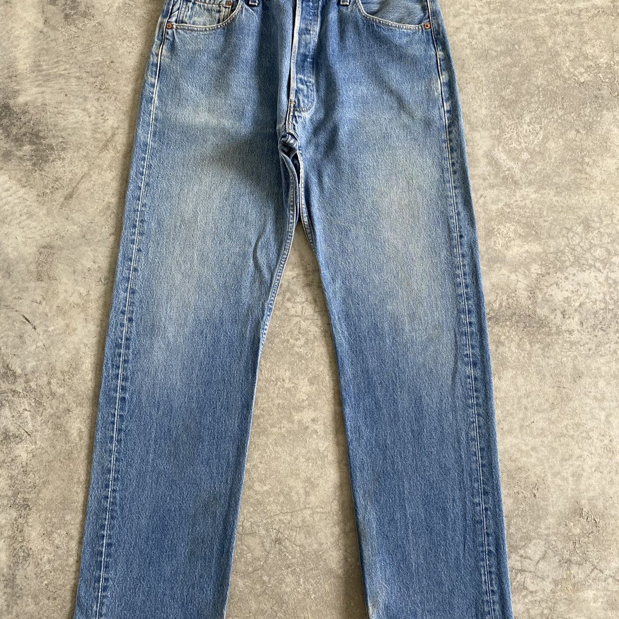 Levi's × Vintage Size 35x31.5 VTG Levi's 501 Stonewashed Blue Jeans Size US 35 - 2 Thumbnail
