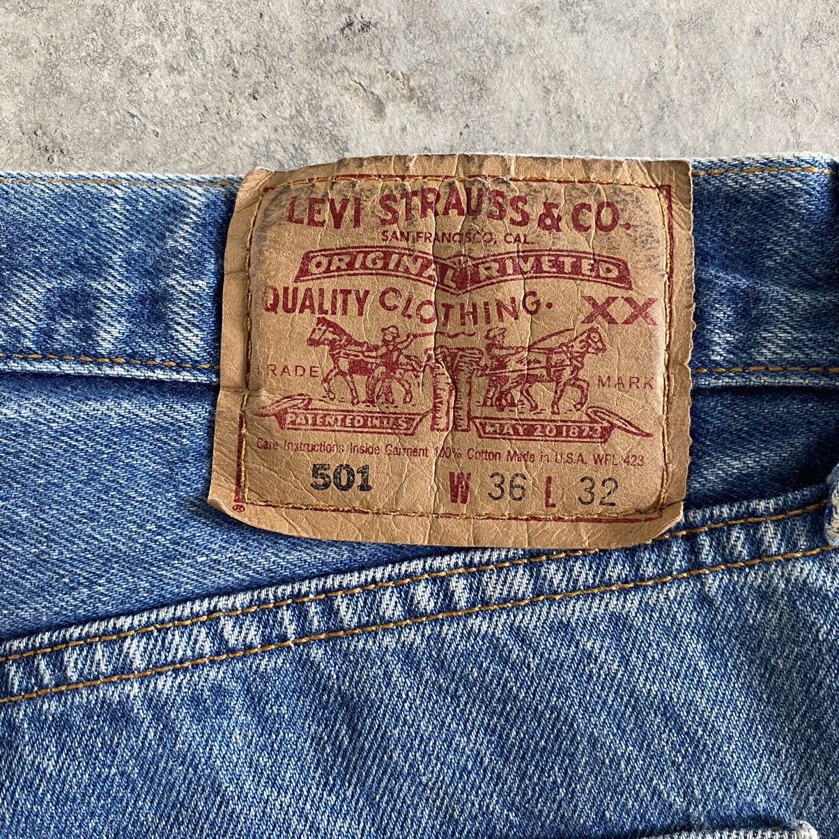 Levi's × Vintage Size 35x31.5 VTG Levi's 501 Stonewashed Blue Jeans Size US 35 - 19 Thumbnail