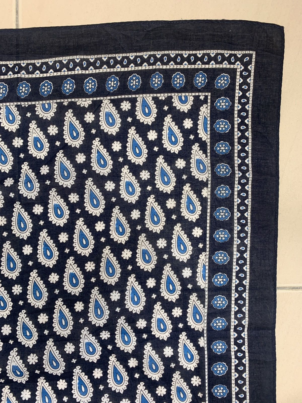 United Arrows United Arrow Handkerchief Pocketsquares Size ONE SIZE - 5 Thumbnail