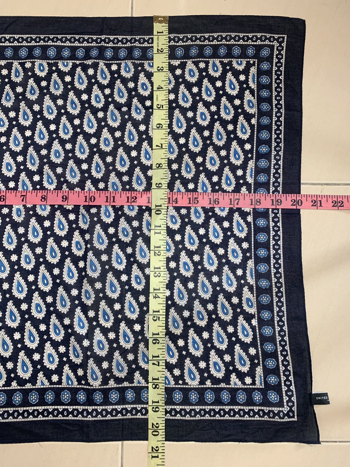 United Arrows United Arrow Handkerchief Pocketsquares Size ONE SIZE - 8 Thumbnail