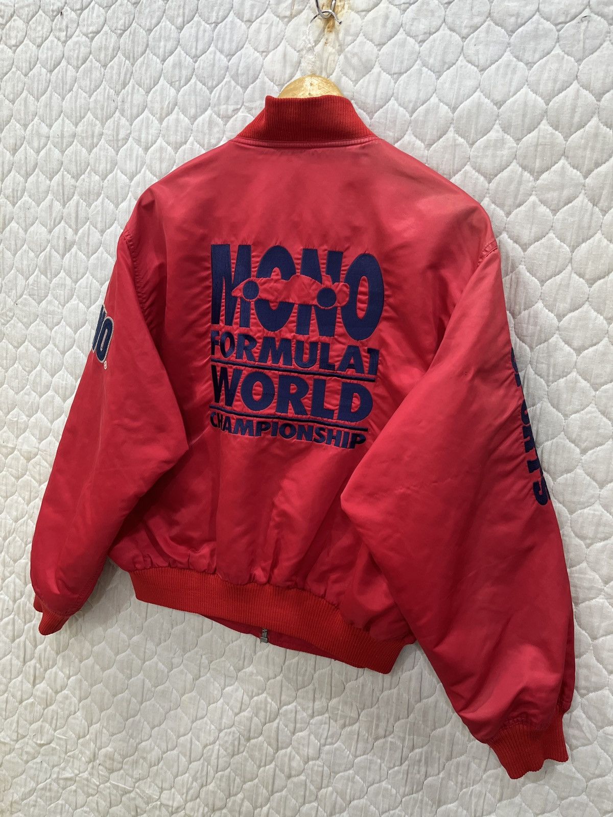 Sports Specialties (Www). MONO FORMULA 1 WORLD CHAMPIONSHIP Size US L / EU 52-54 / 3 - 4 Thumbnail