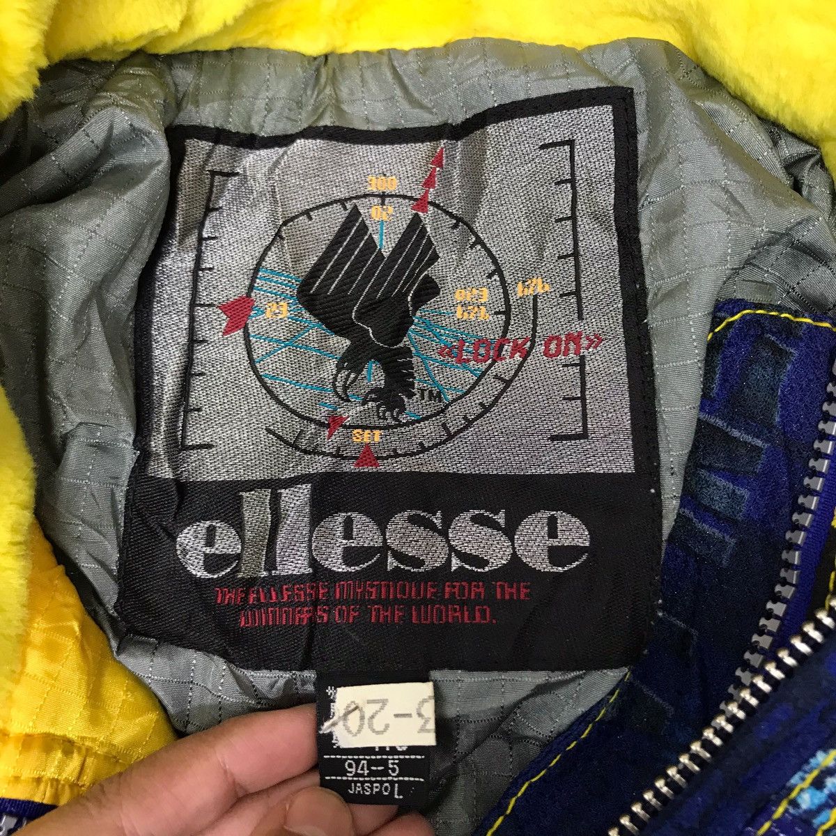 Ellesse ELLESSE LOCK ON Eagle Japanese Brand Ski Outdoor Jacket Size US L / EU 52-54 / 3 - 3 Thumbnail