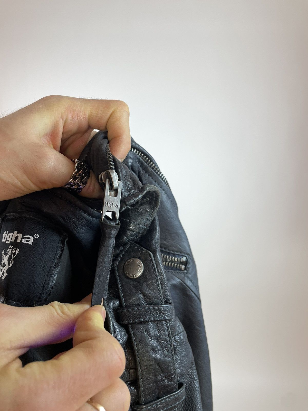 Vintage × tigha Tigha leather Jacket Womens black biker jacket size Large Size L / US 10 / IT 46 - 13 Thumbnail