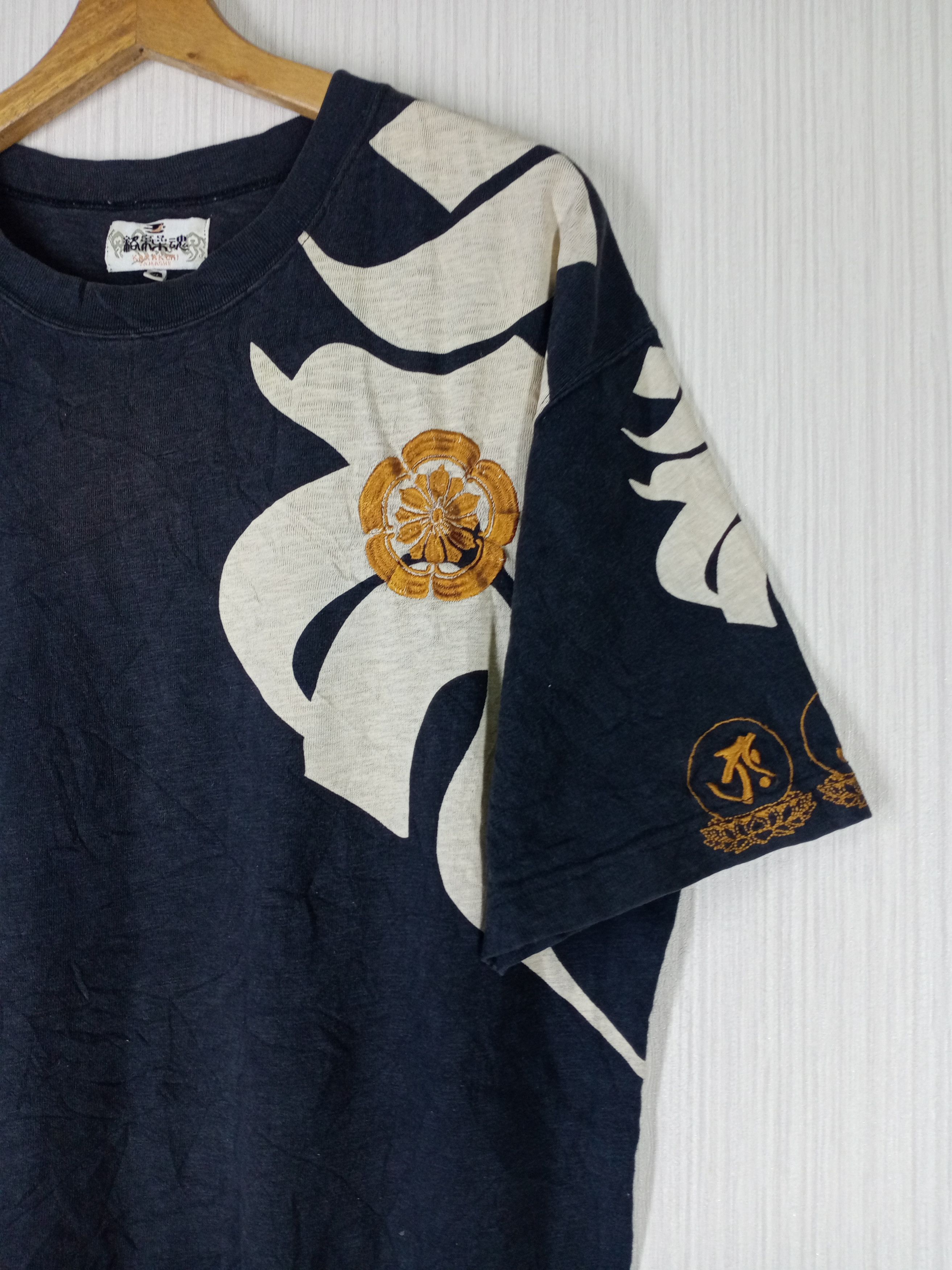 Japanese Brand Rare Vintage Karakuri Tamashii Japanese Sukajan Tshirt Size US XL / EU 56 / 4 - 3 Thumbnail