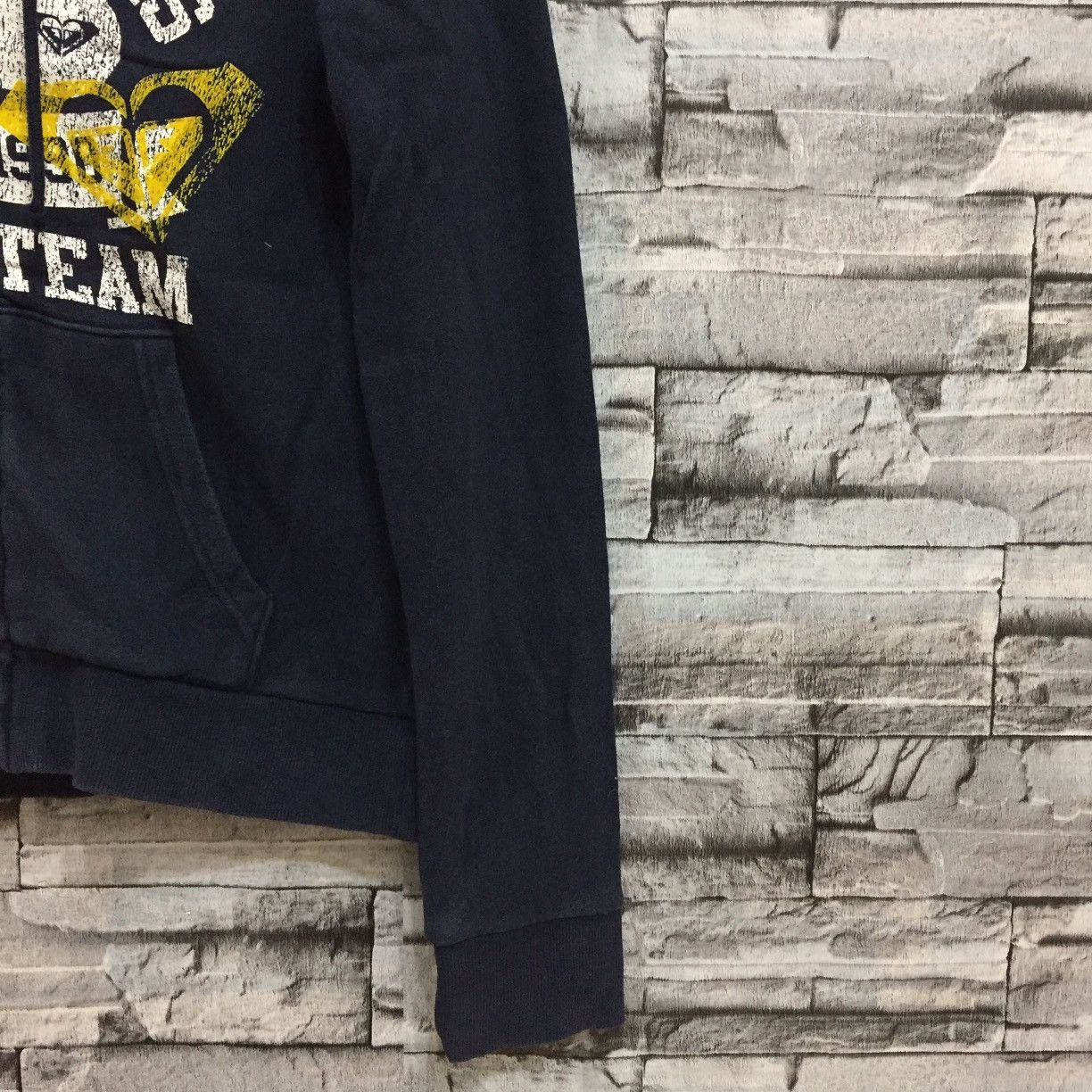 Vintage Vintage Roxy hoodie big logo surf skate Size L / US 10 / IT 46 - 6 Thumbnail