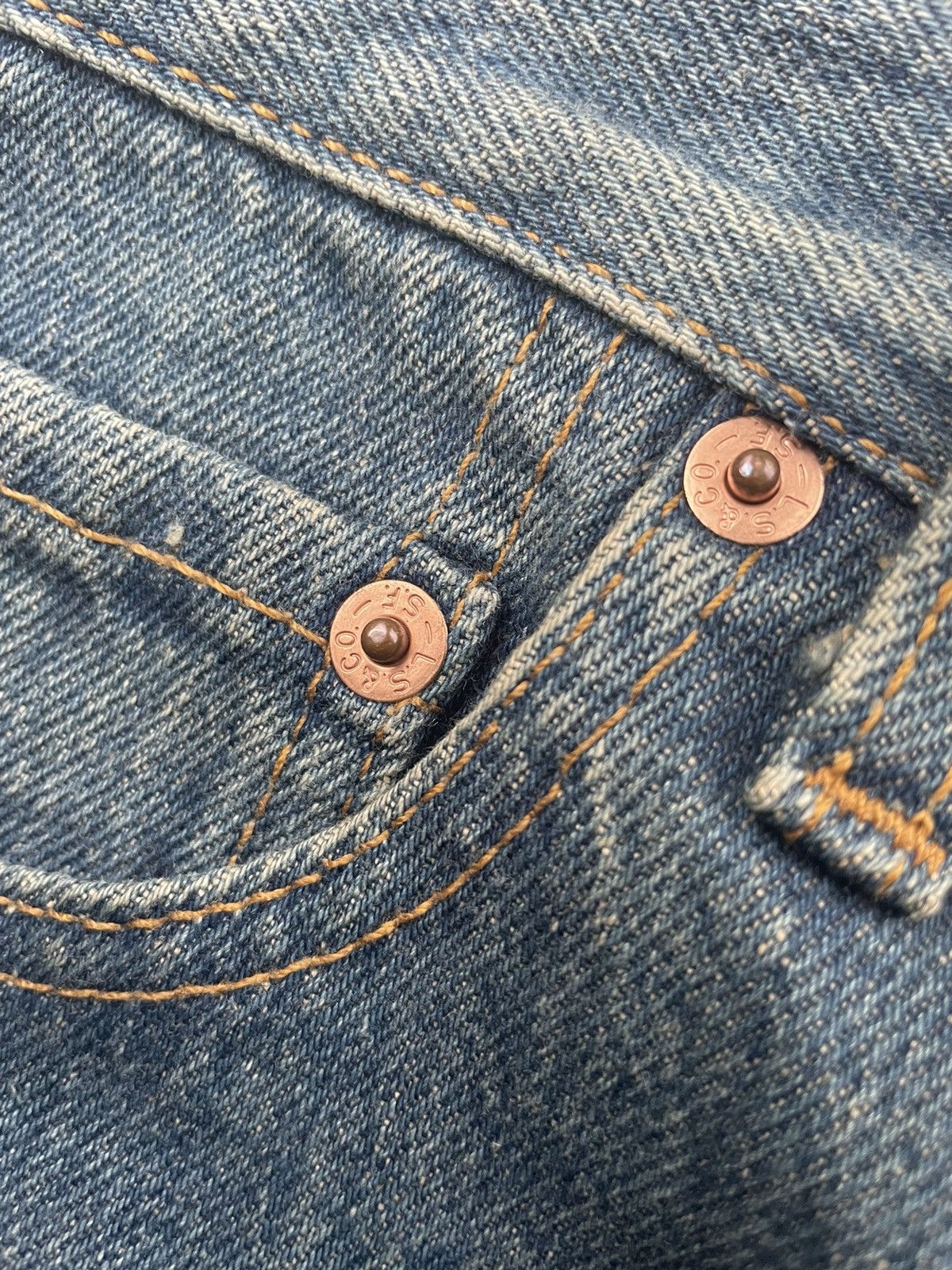 Levi's Vintage Levi’s 501 e 1993 Usa Stone Wash Size US 26 / EU 42 - 15 Thumbnail