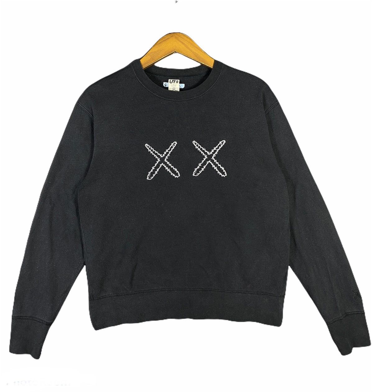 Kaws × Vintage Vintage Kaws X Uniqlo X Sesame Street Sweatshirt Size US S / EU 44-46 / 1 - 3 Thumbnail