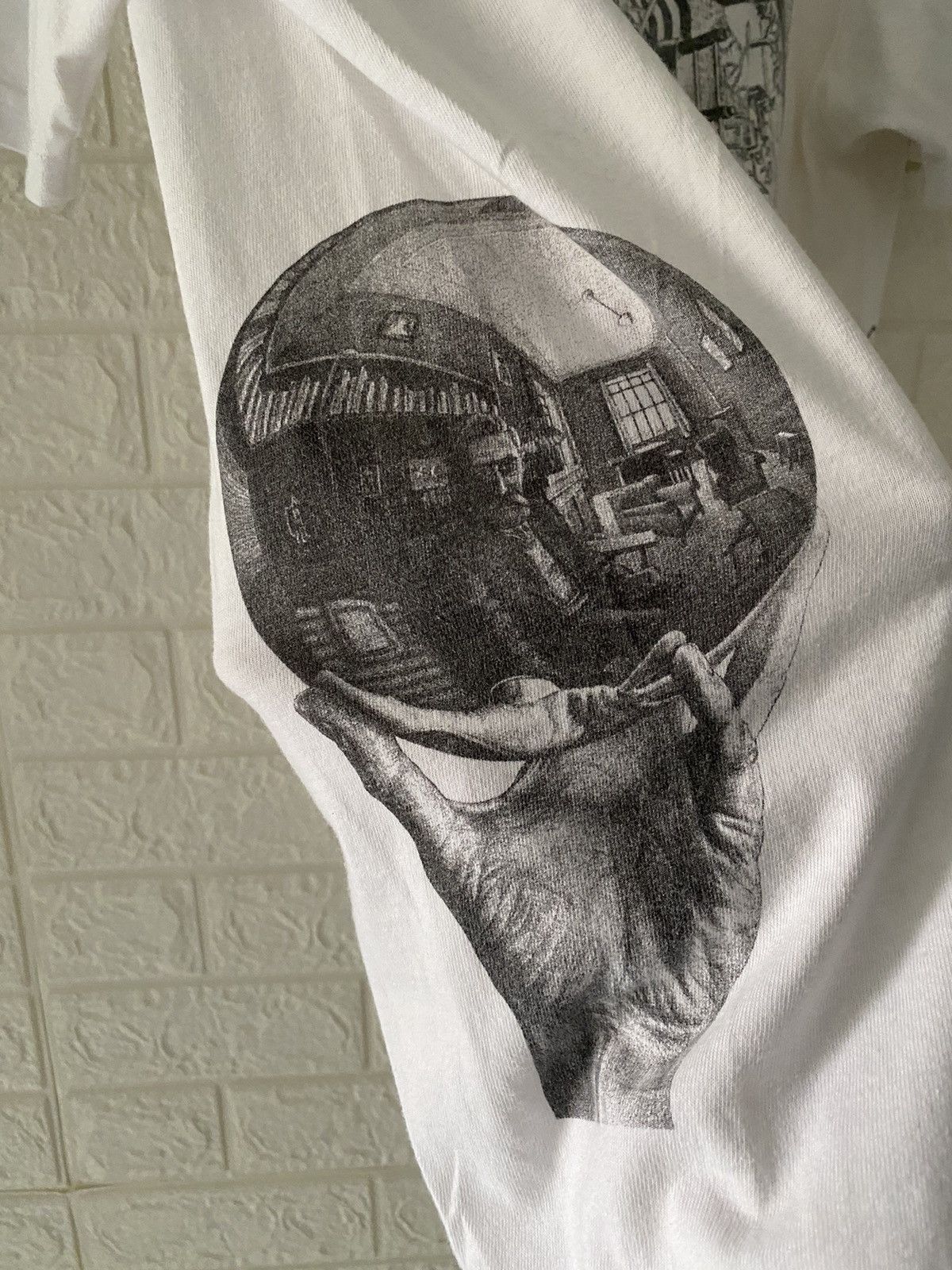 Supreme supreme x mc escher 2017 tshirt Size US M / EU 48-50 / 2 - 6 Thumbnail