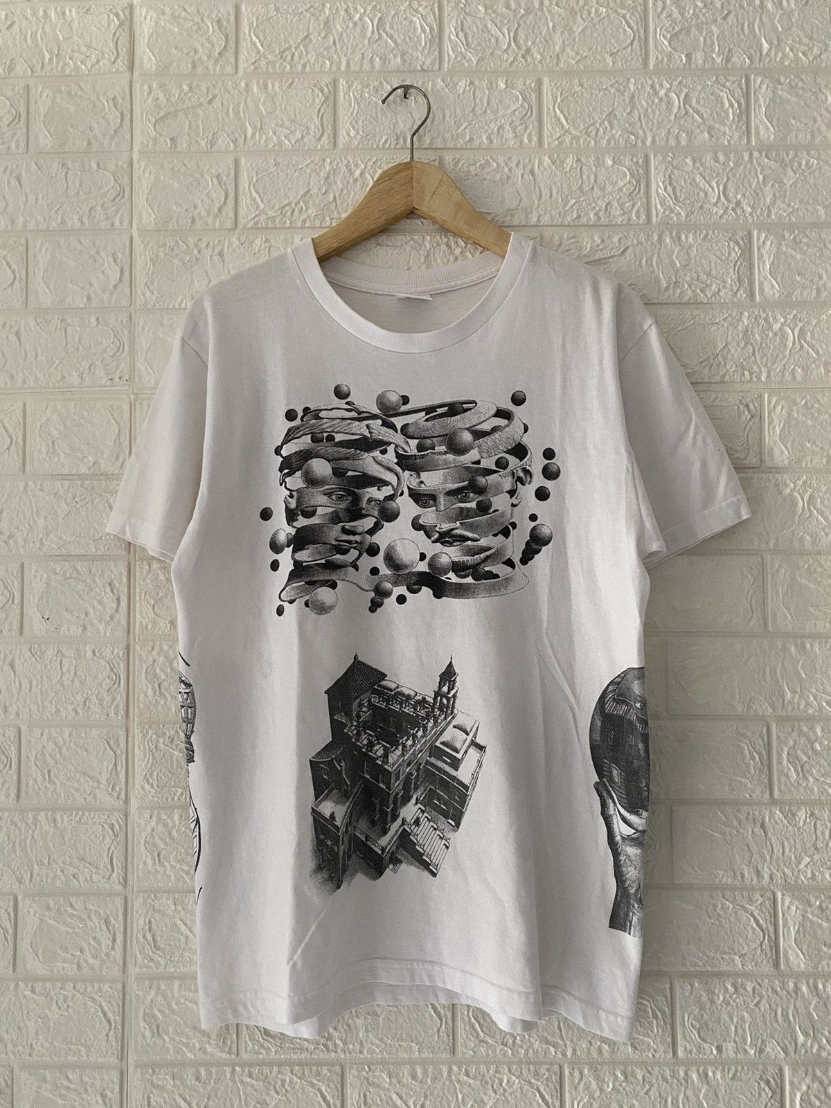 supreme x mc escher 2017 tshirt