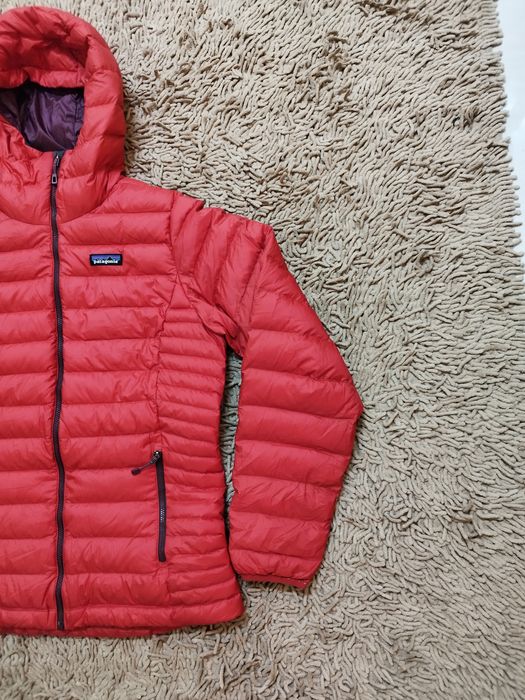 to buy Patagonia Women's Down Jacket Size L