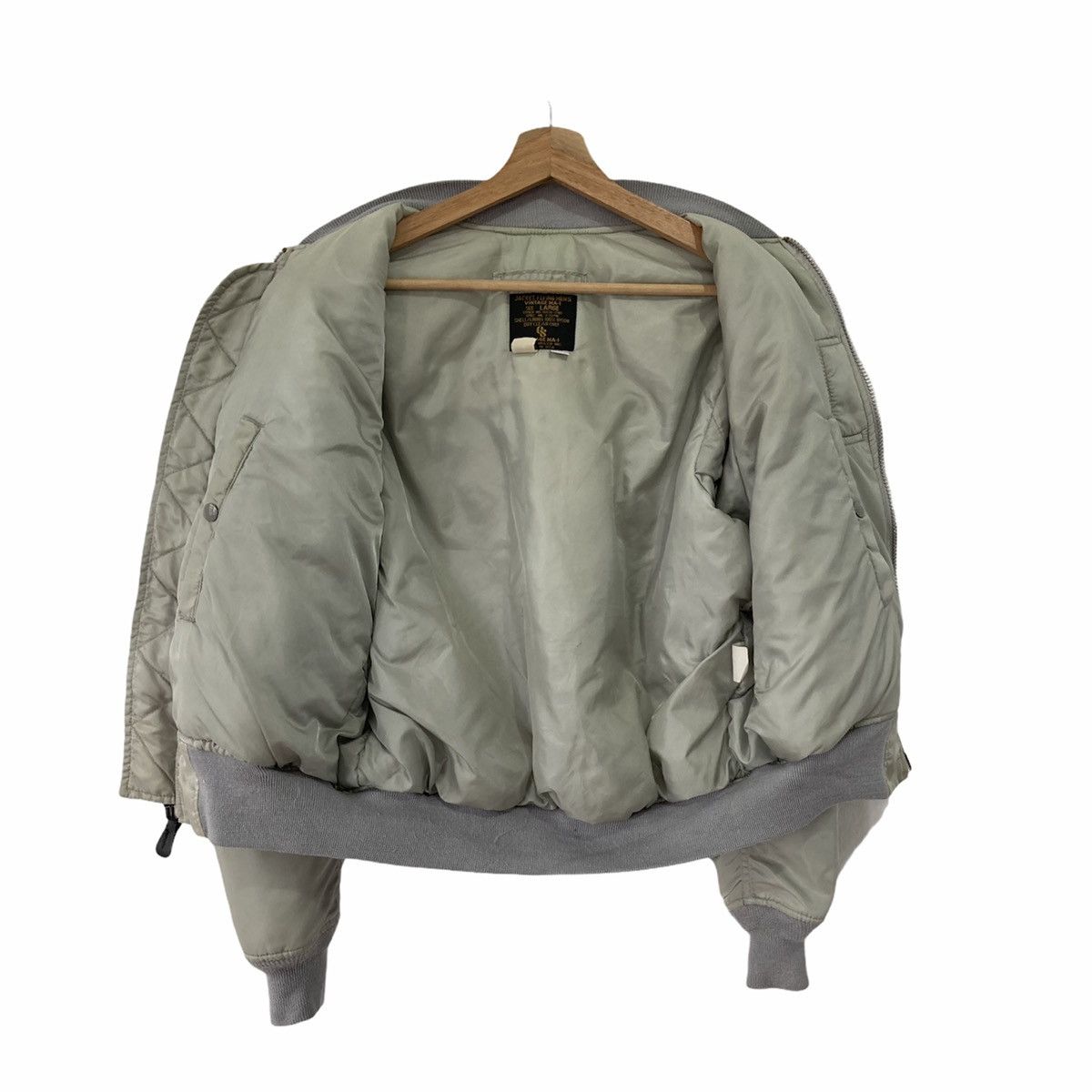 Alpha Industries Vintage MA-1 Bomber Jacket Size US L / EU 52-54 / 3 - 7 Thumbnail
