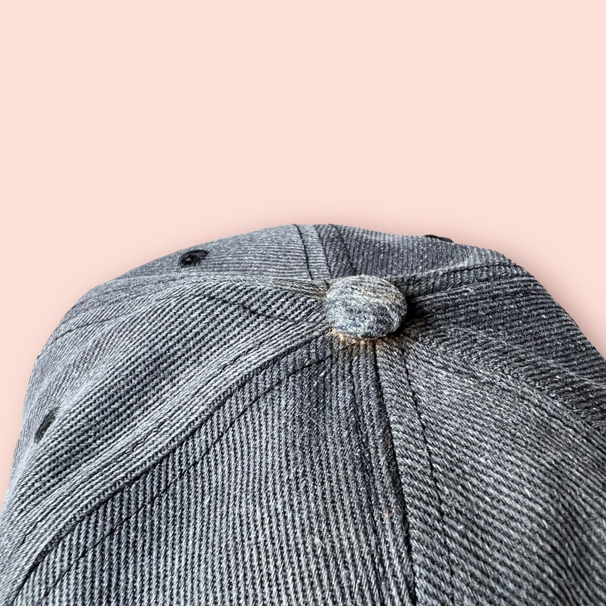 Maui and Sons VINTAGE FADED HAWAIIAN HEADWEAR MAUI CAP SNAPBACK Size ONE SIZE - 16 Thumbnail