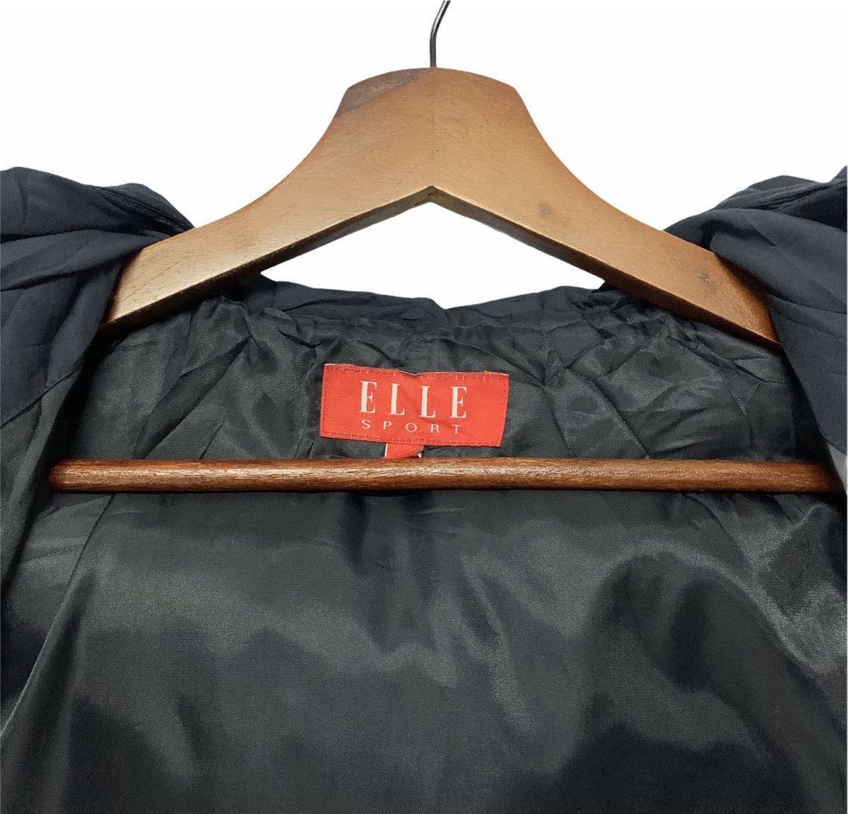 Designer × Japanese Brand Japanese Elle Sport Hooded Very RARE Embroidery Jacket Size US M / EU 48-50 / 2 - 12 Thumbnail