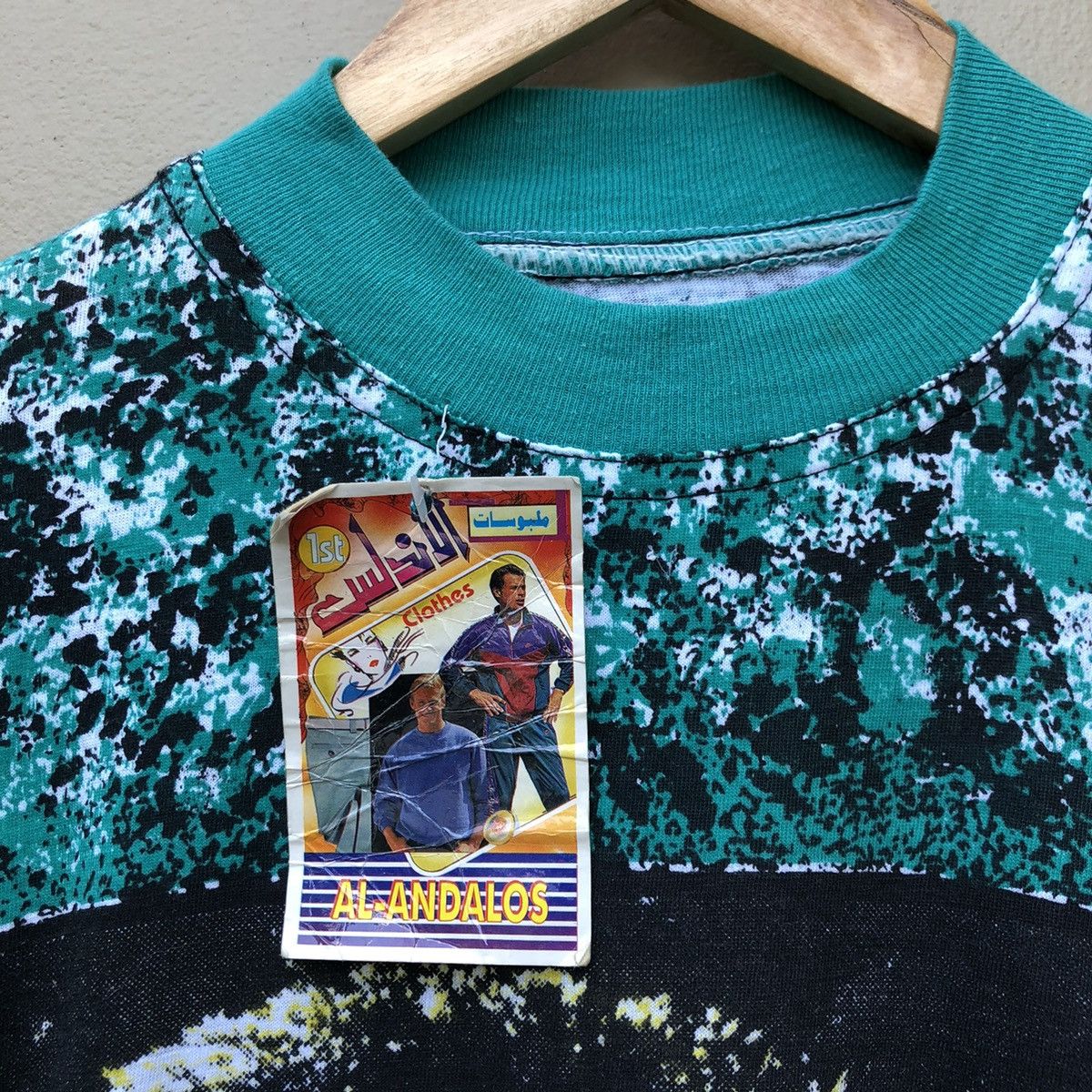 Vintage Vintage arnold schwarzenegger aop tee rare Size US L / EU 52-54 / 3 - 3 Thumbnail