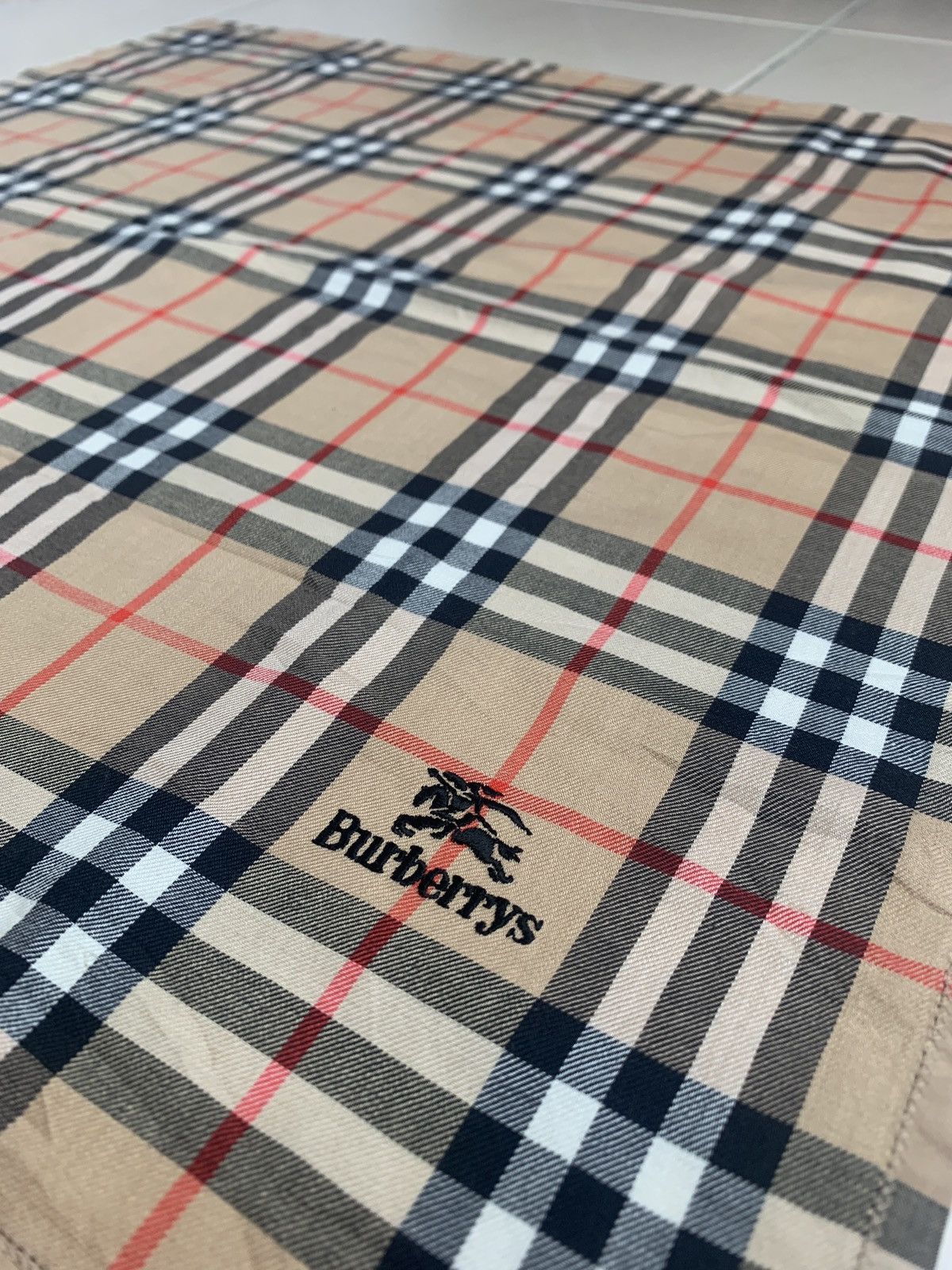 Burberry Burberry Nova Check Handkechief Pocketsquares Size ONE SIZE - 8 Thumbnail