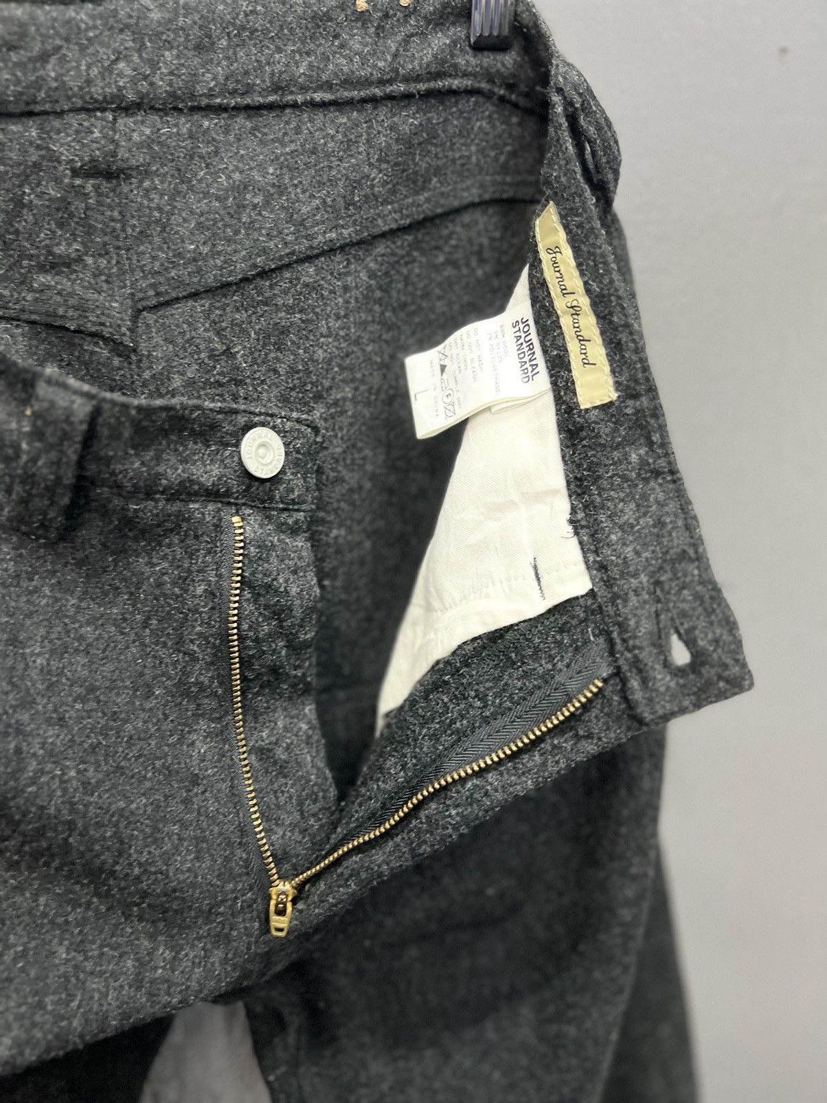 Journal Standard JOURNAL STANDARD WOOL CASUAL PANTS SIZE 32 Size US 32 / EU 48 - 9 Thumbnail