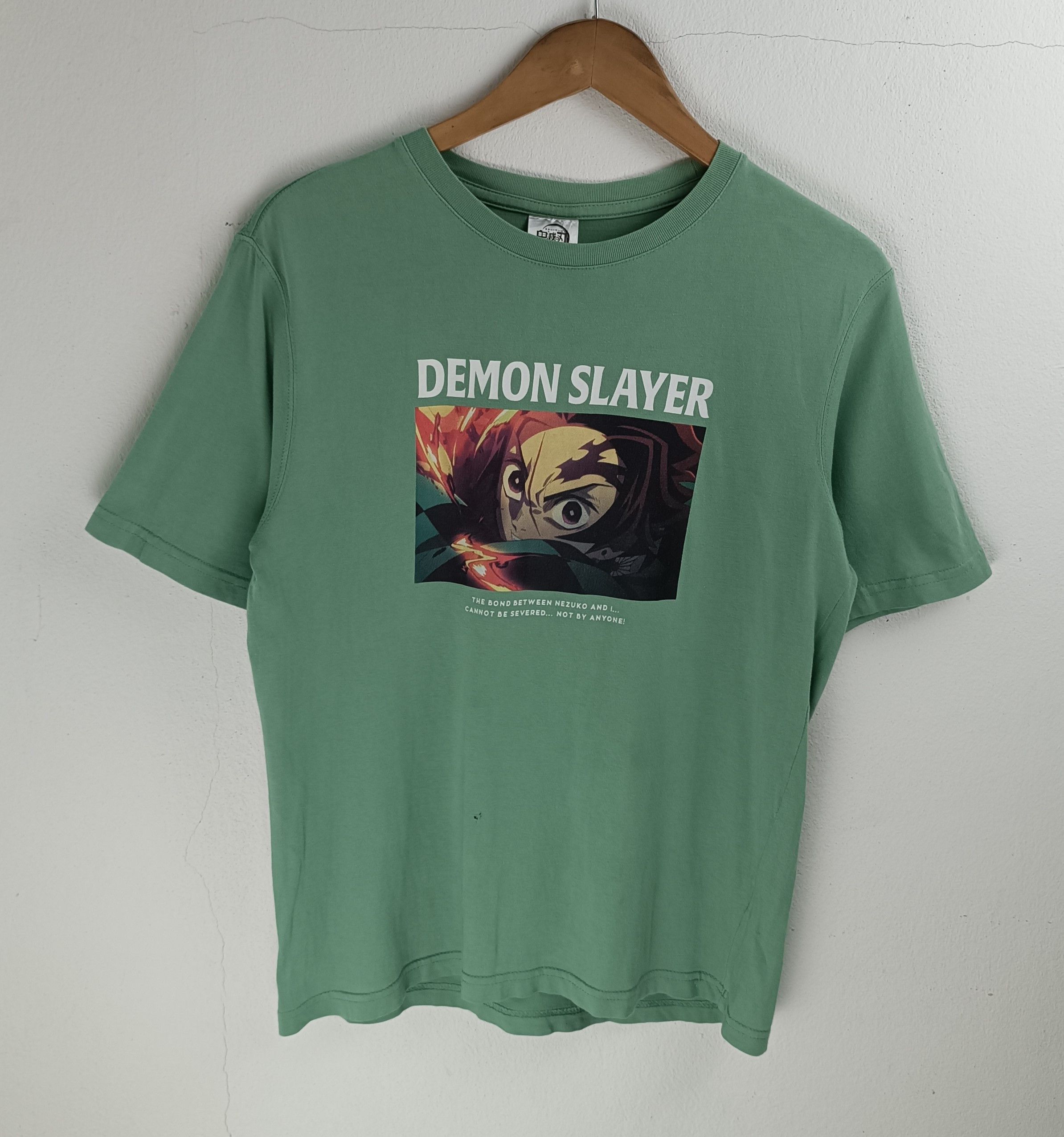 Anime DEMON SLAYER 'KIMETSU NO YAIBA' (jujutsu kaisen one piece) Size US S / EU 44-46 / 1 - 3 Thumbnail