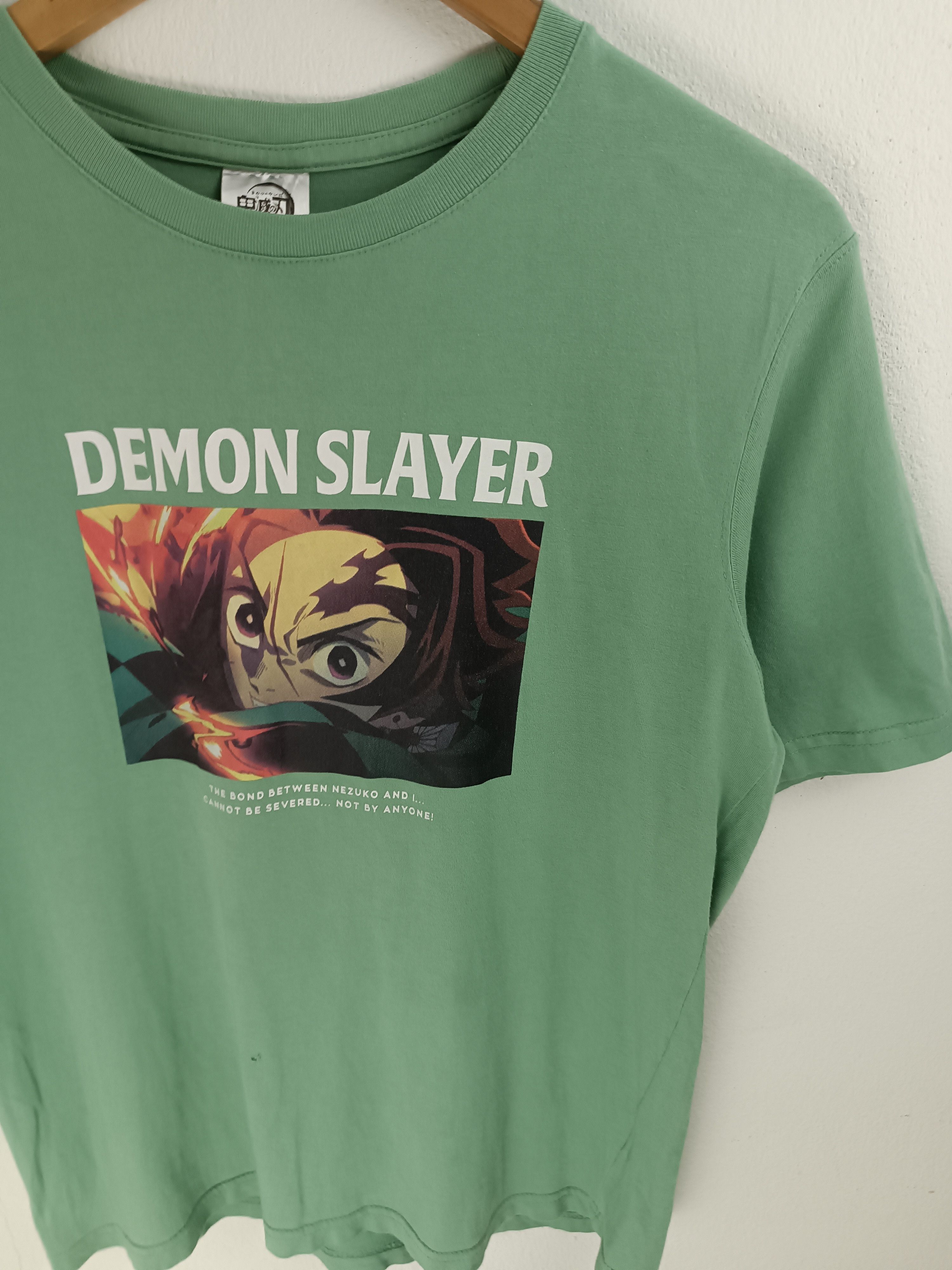 Anime DEMON SLAYER 'KIMETSU NO YAIBA' (jujutsu kaisen one piece) Size US S / EU 44-46 / 1 - 7 Thumbnail