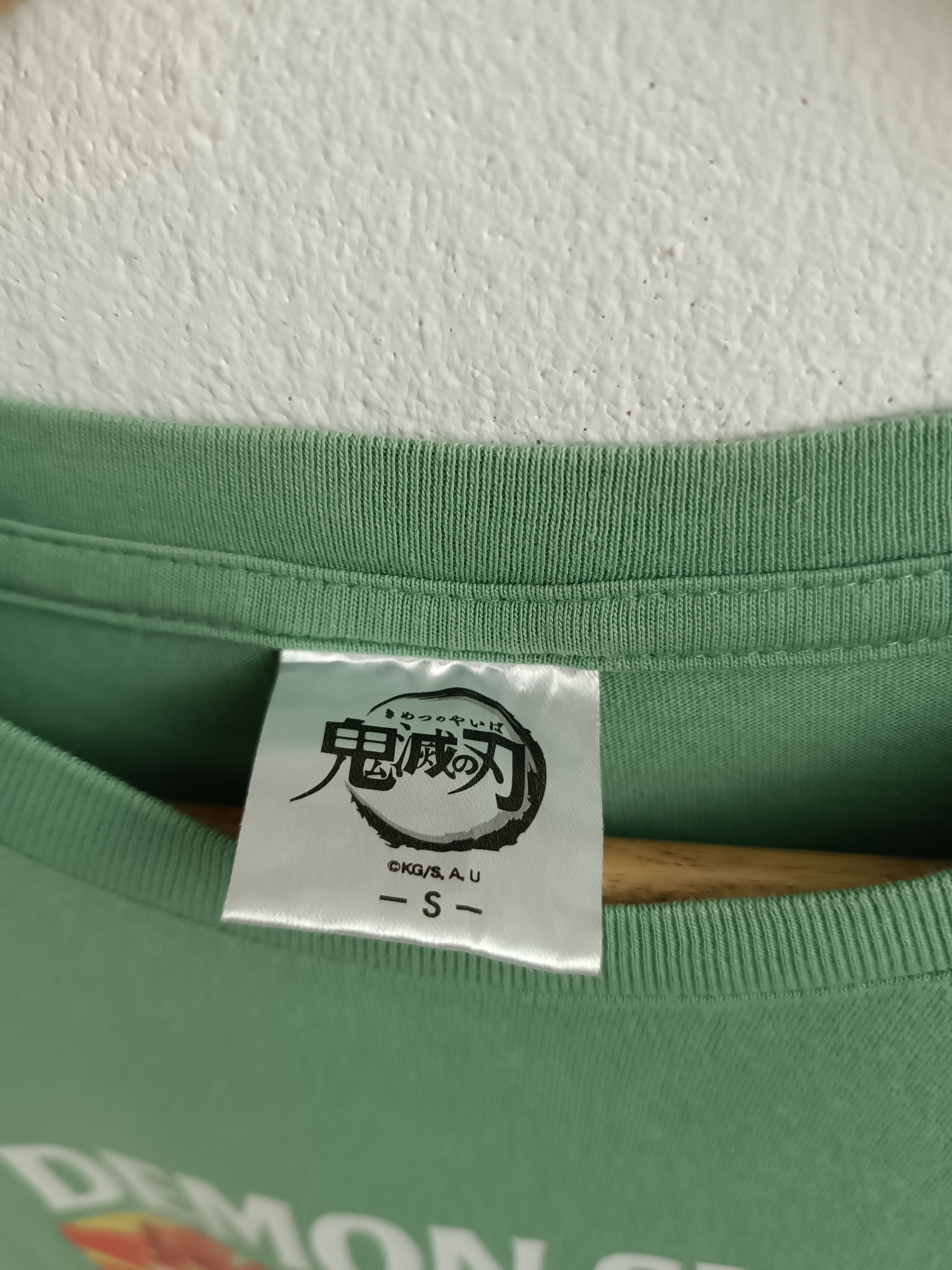 Anime DEMON SLAYER 'KIMETSU NO YAIBA' (jujutsu kaisen one piece) Size US S / EU 44-46 / 1 - 5 Thumbnail